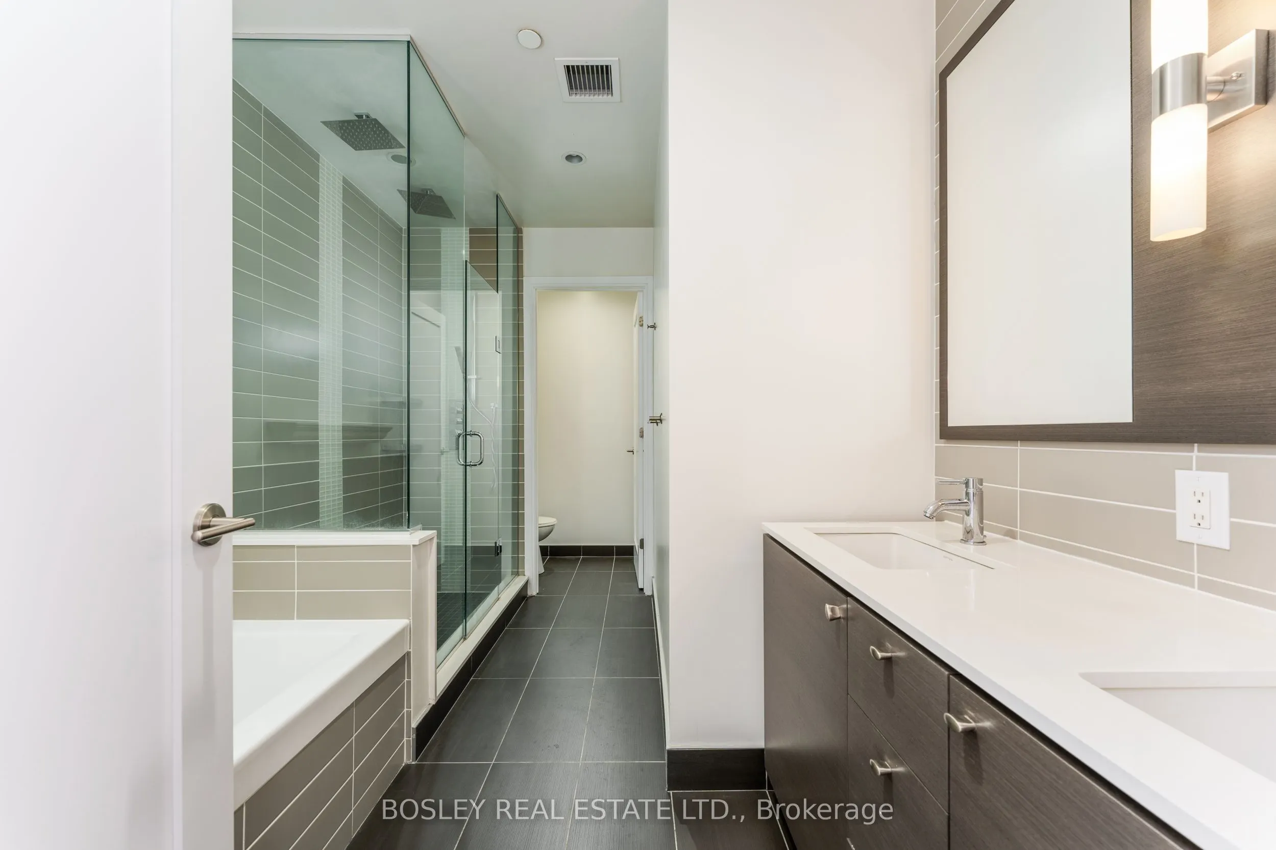 55 Front Street E, #PH1203