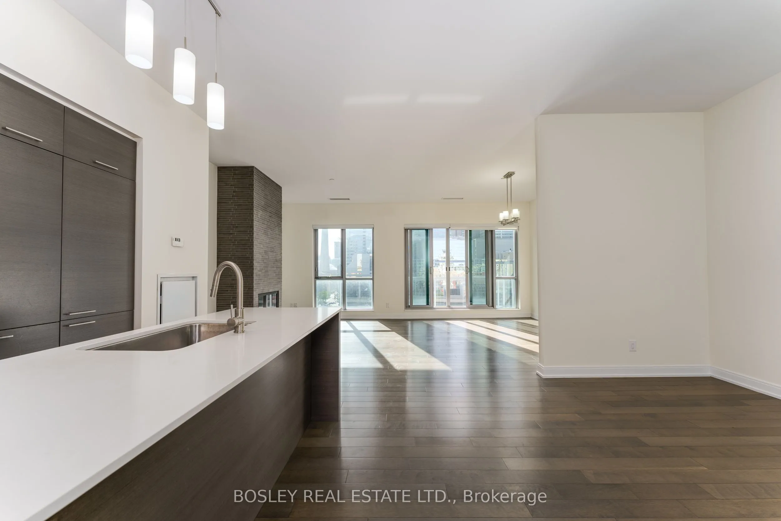 55 Front Street E, #PH1203