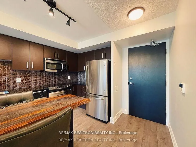 17 Anndale Drive, #1601