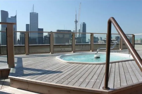 633 Bay Street, #509