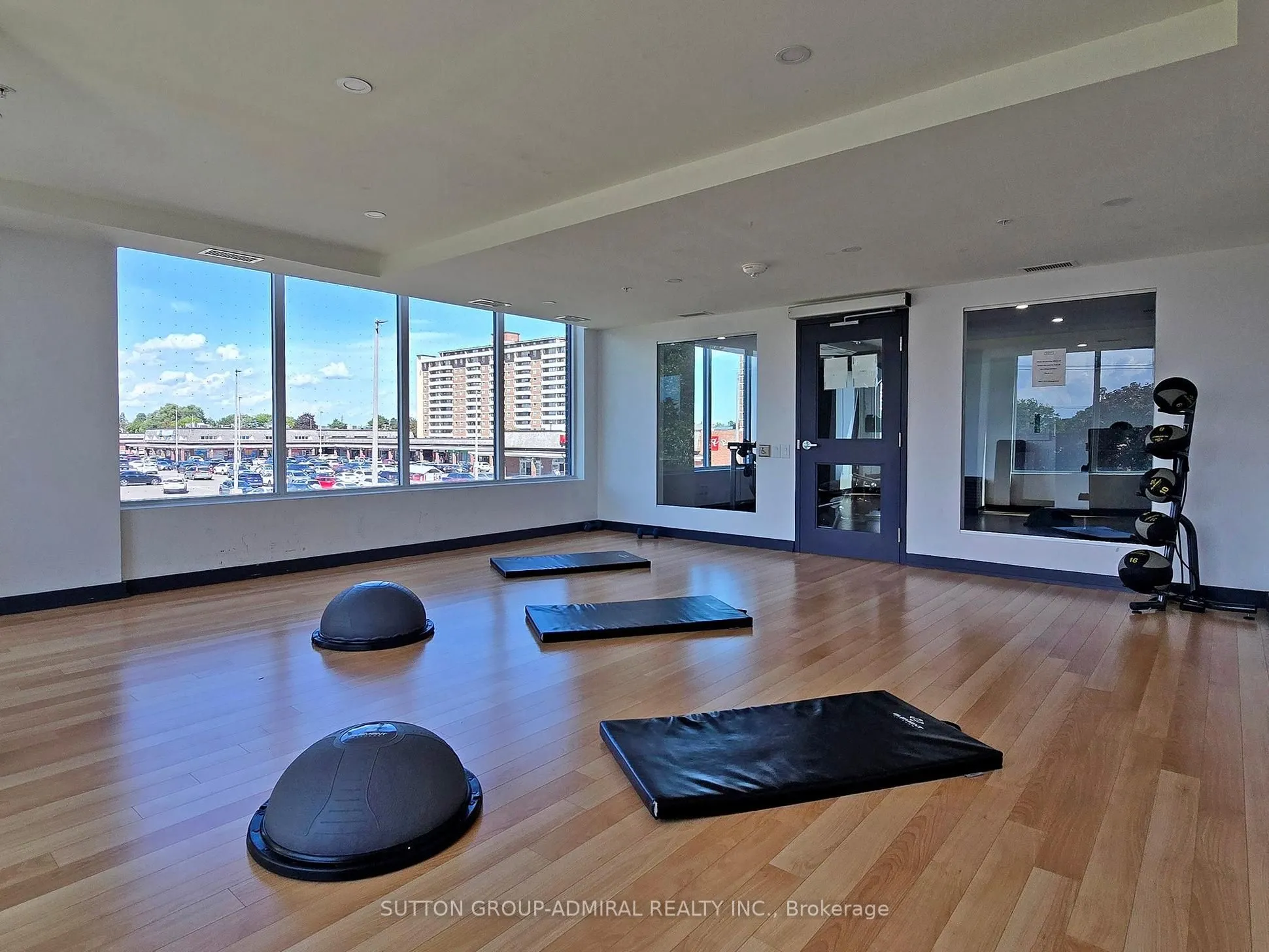 3237 Bayview Avenue, #1111