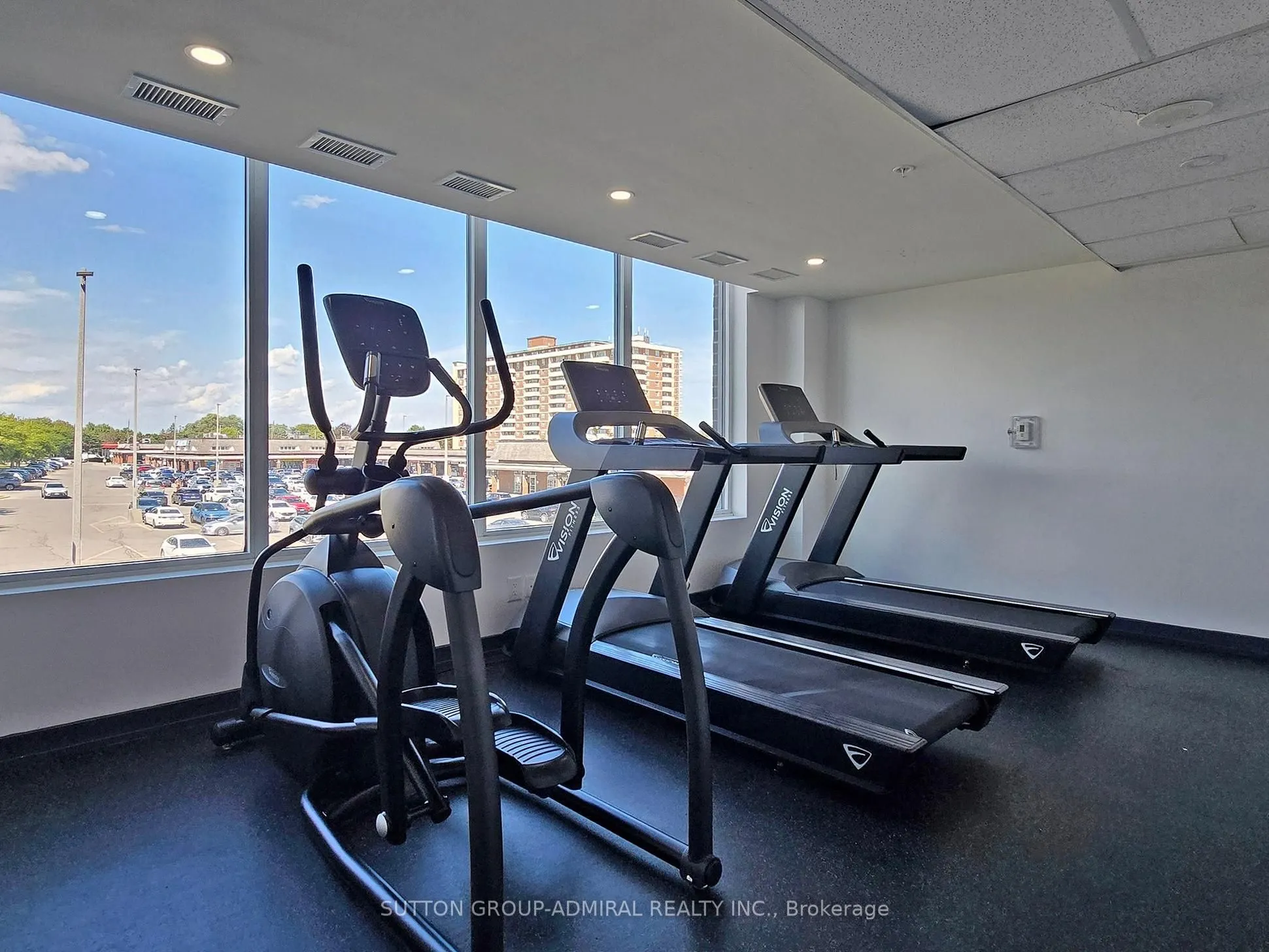 3237 Bayview Avenue, #1111