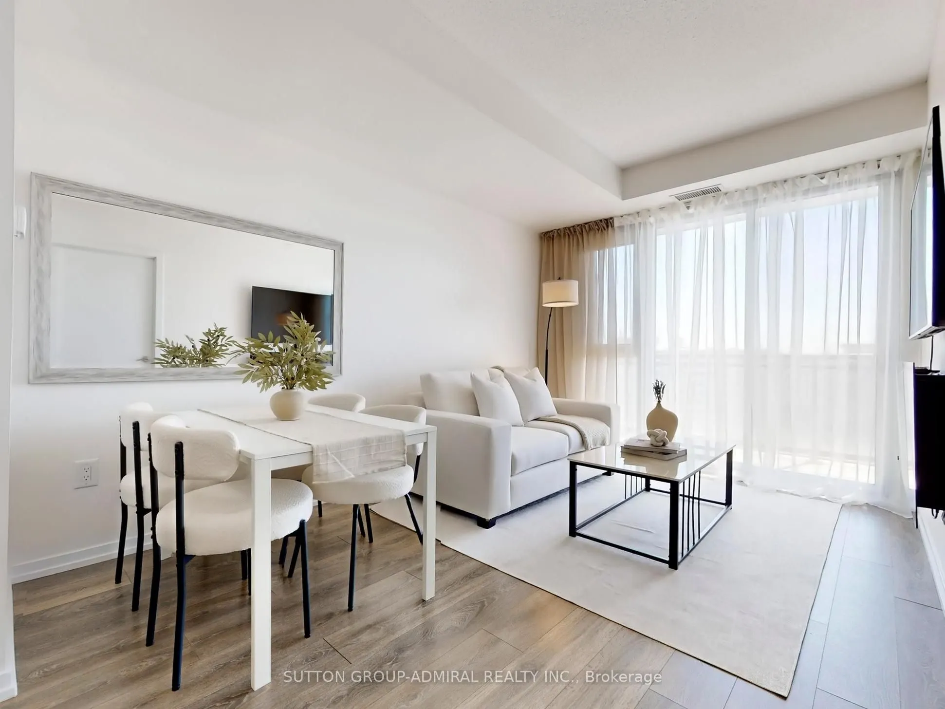 3237 Bayview Avenue, #1111