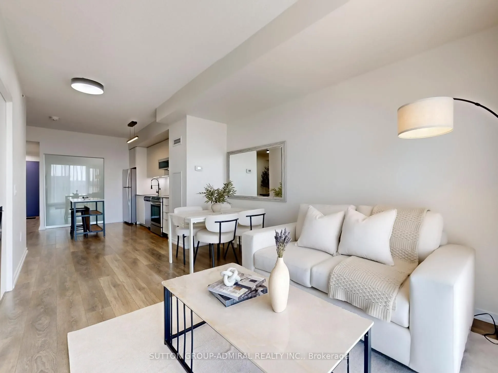 3237 Bayview Avenue, #1111
