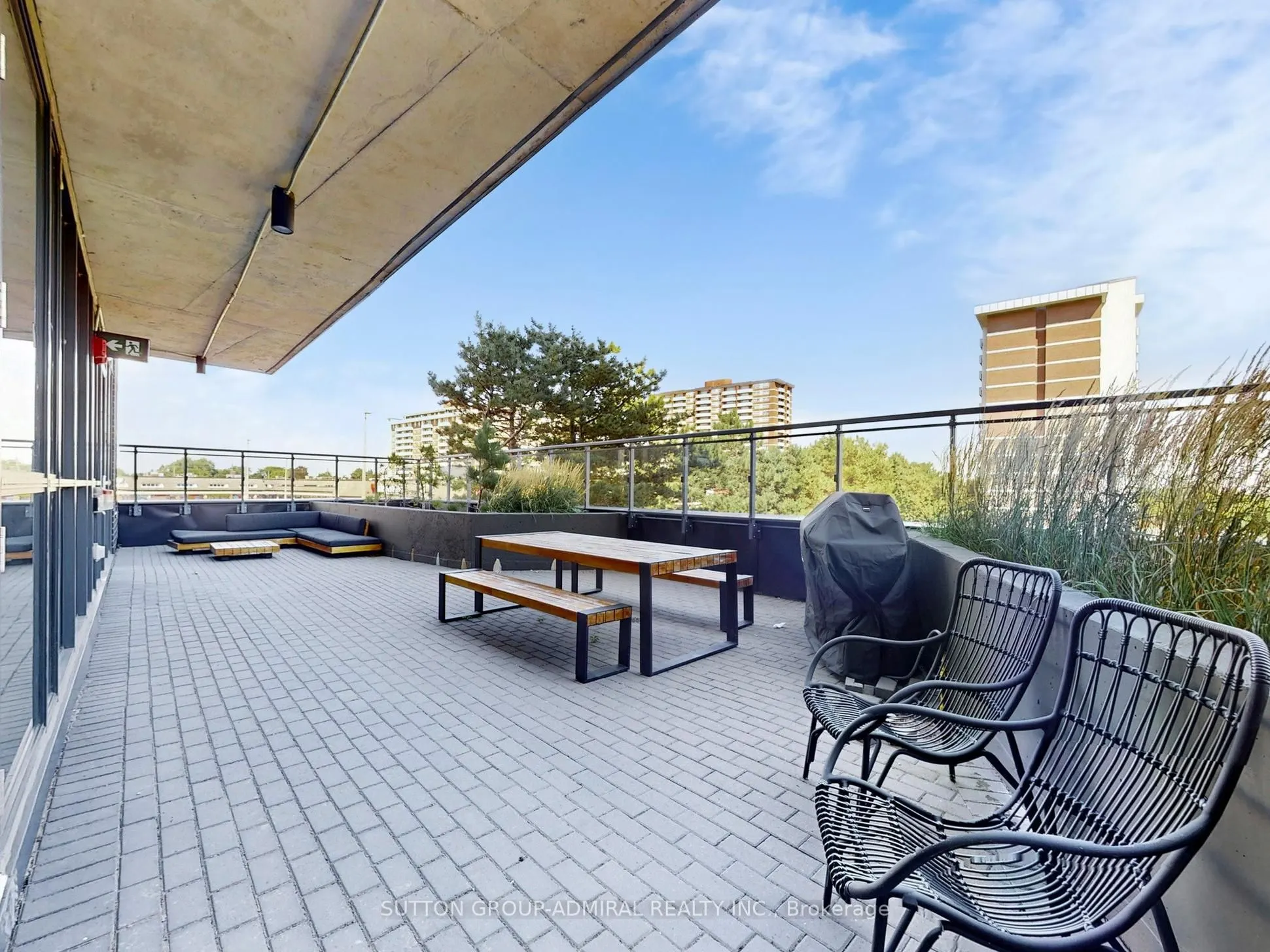 3237 Bayview Avenue, #1111