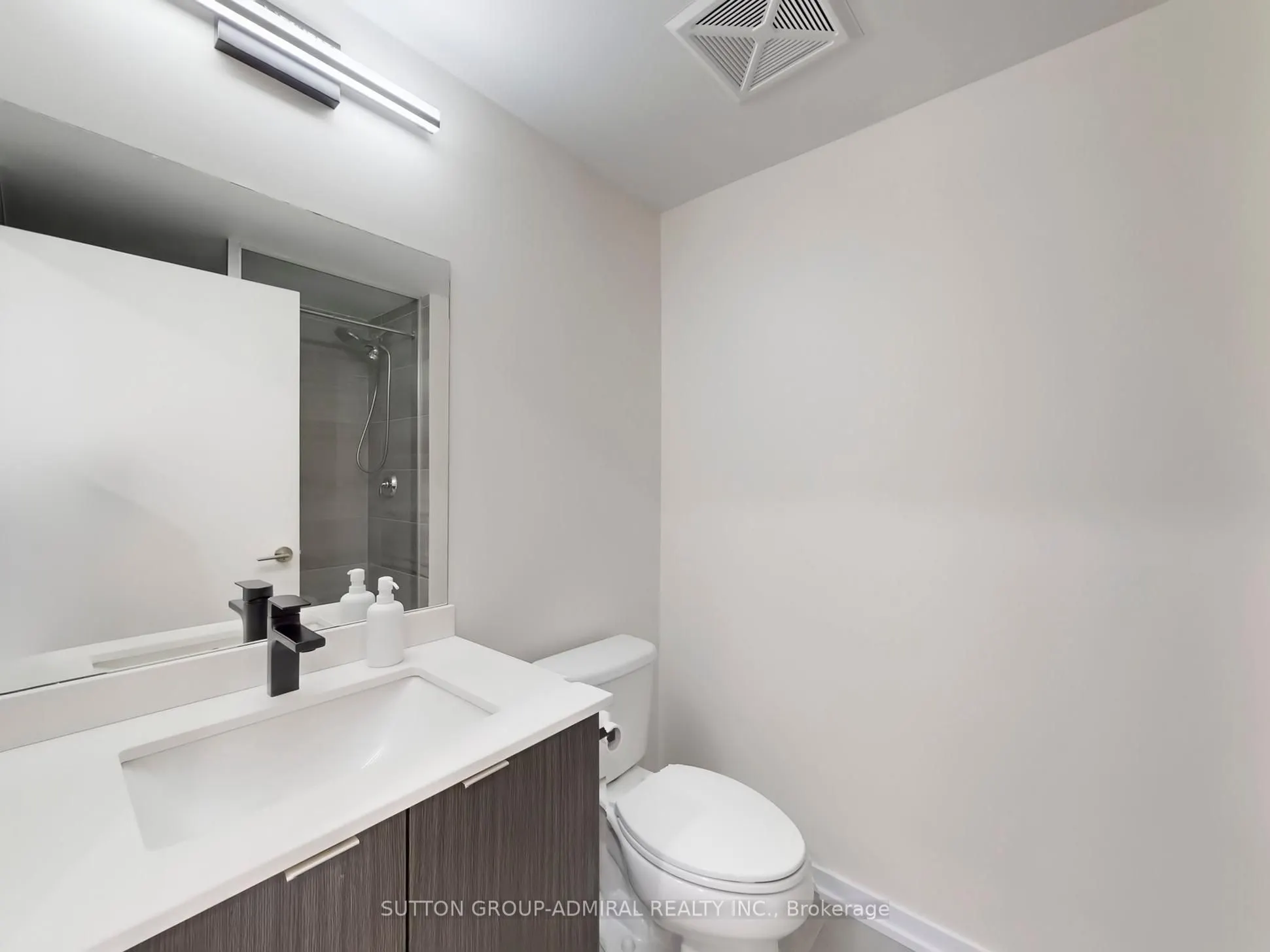 3237 Bayview Avenue, #1111
