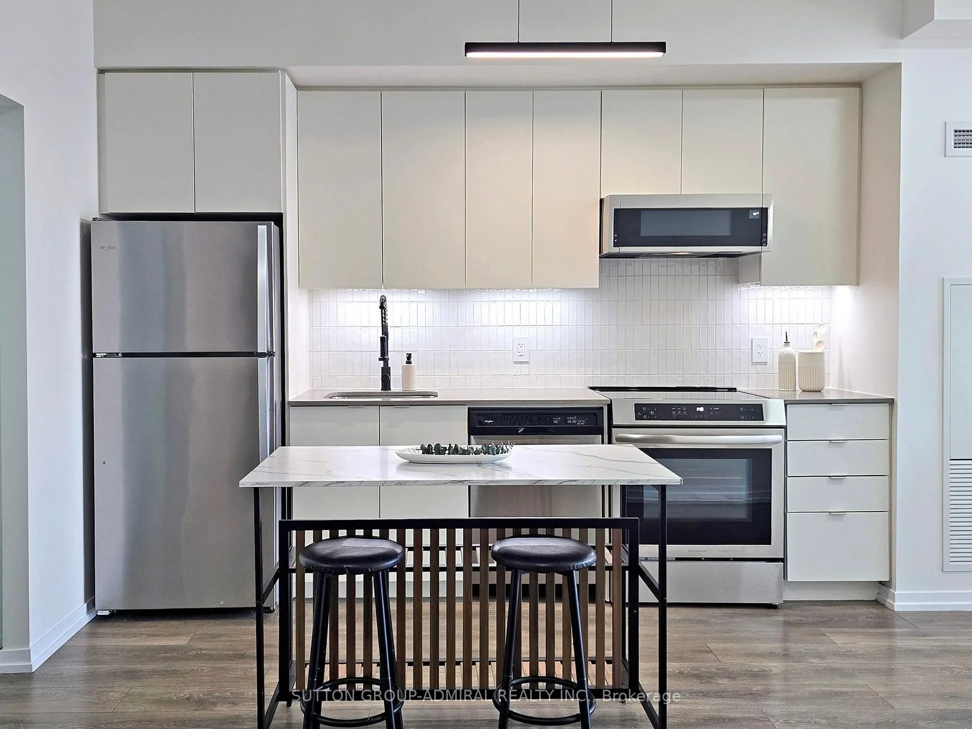 3237 Bayview Avenue, #1111