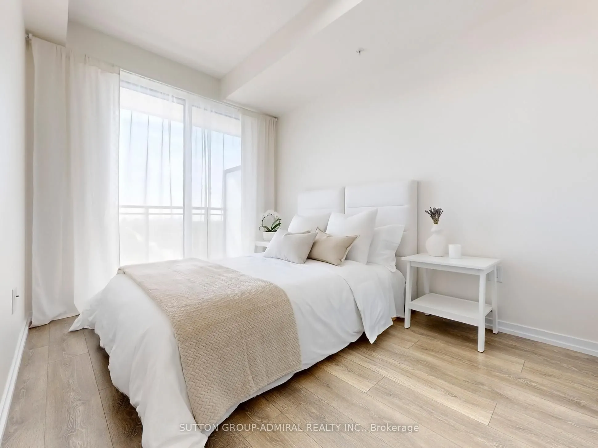 3237 Bayview Avenue, #1111