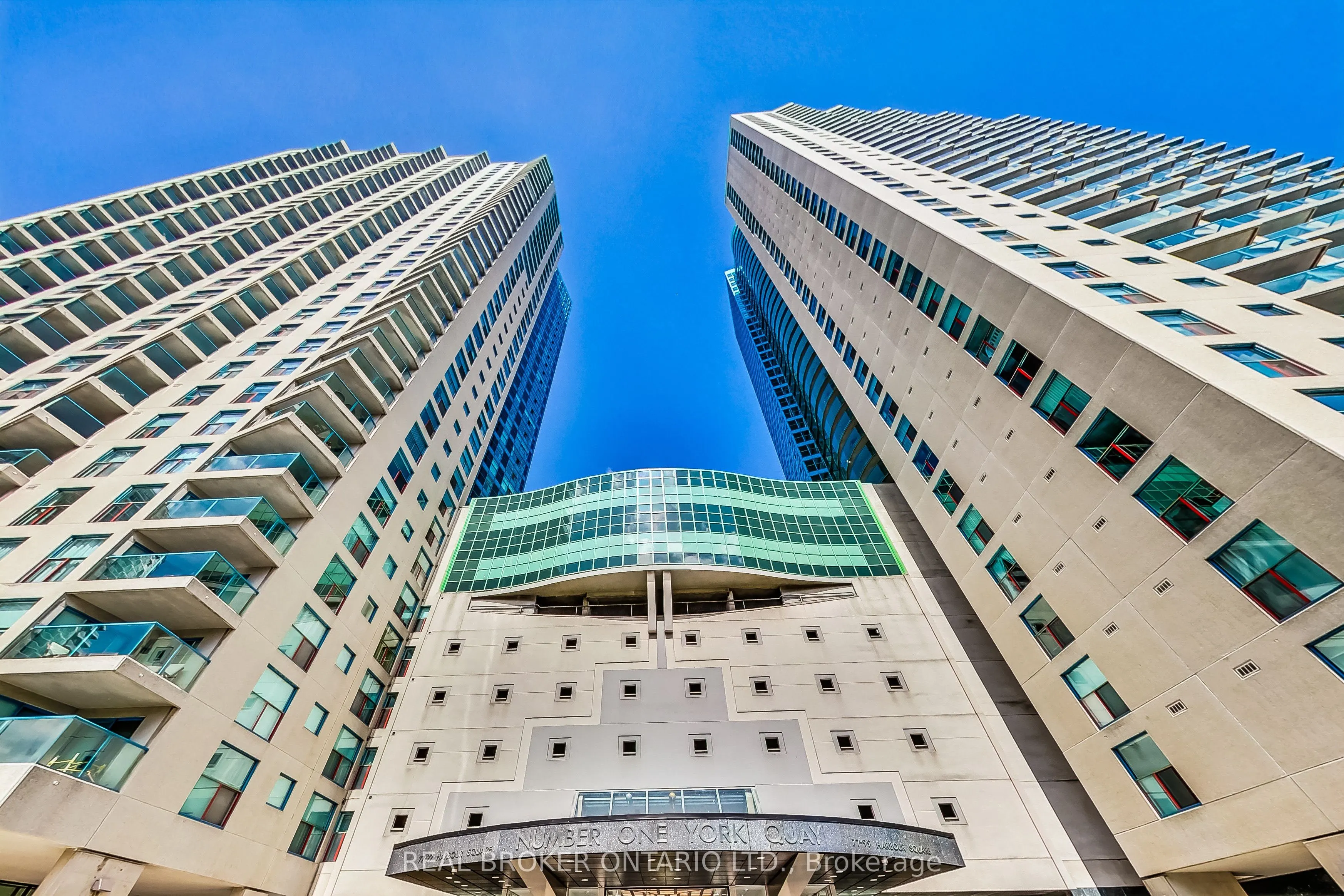 99 Harbour Square, #610