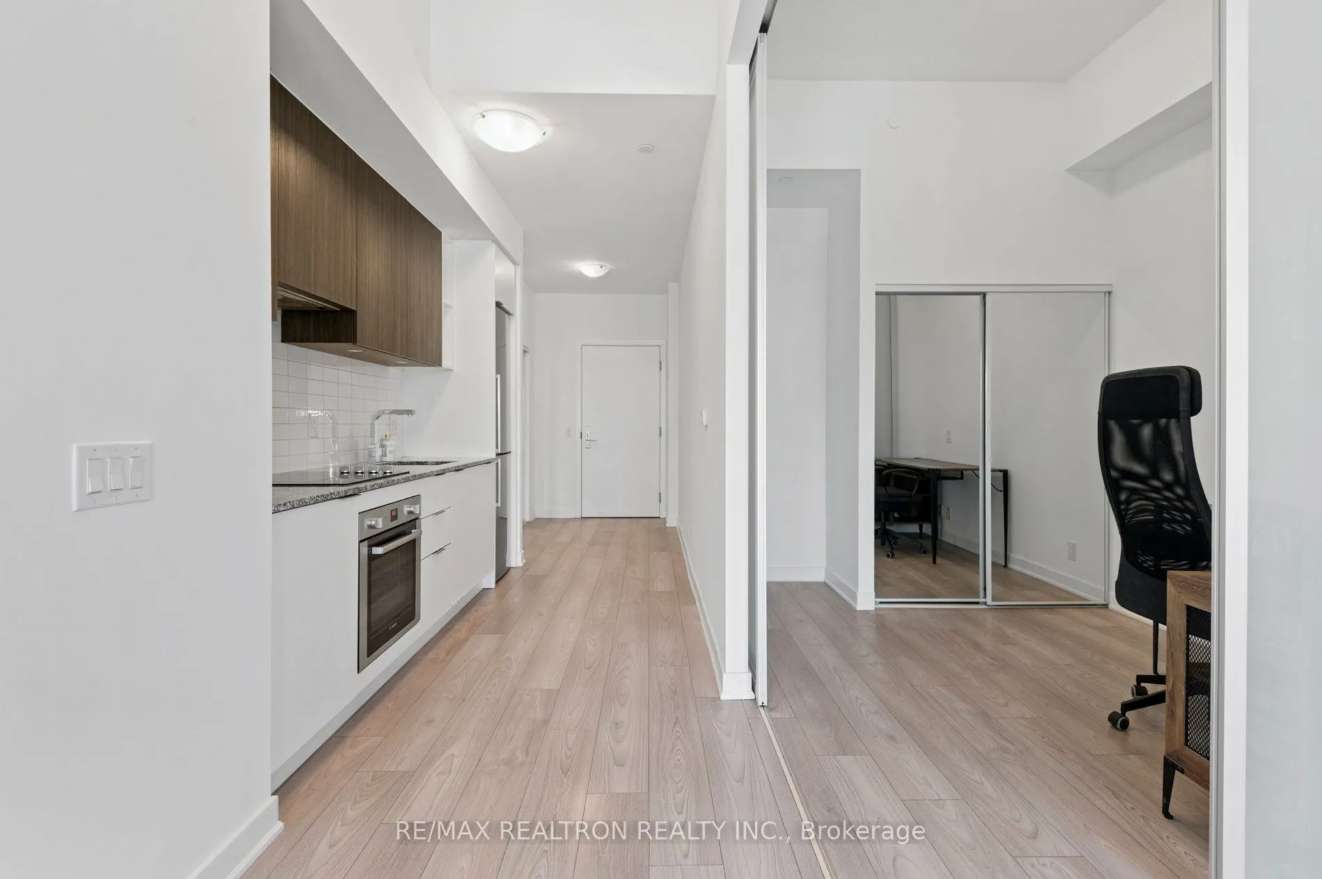 120 Parliament Street, #620