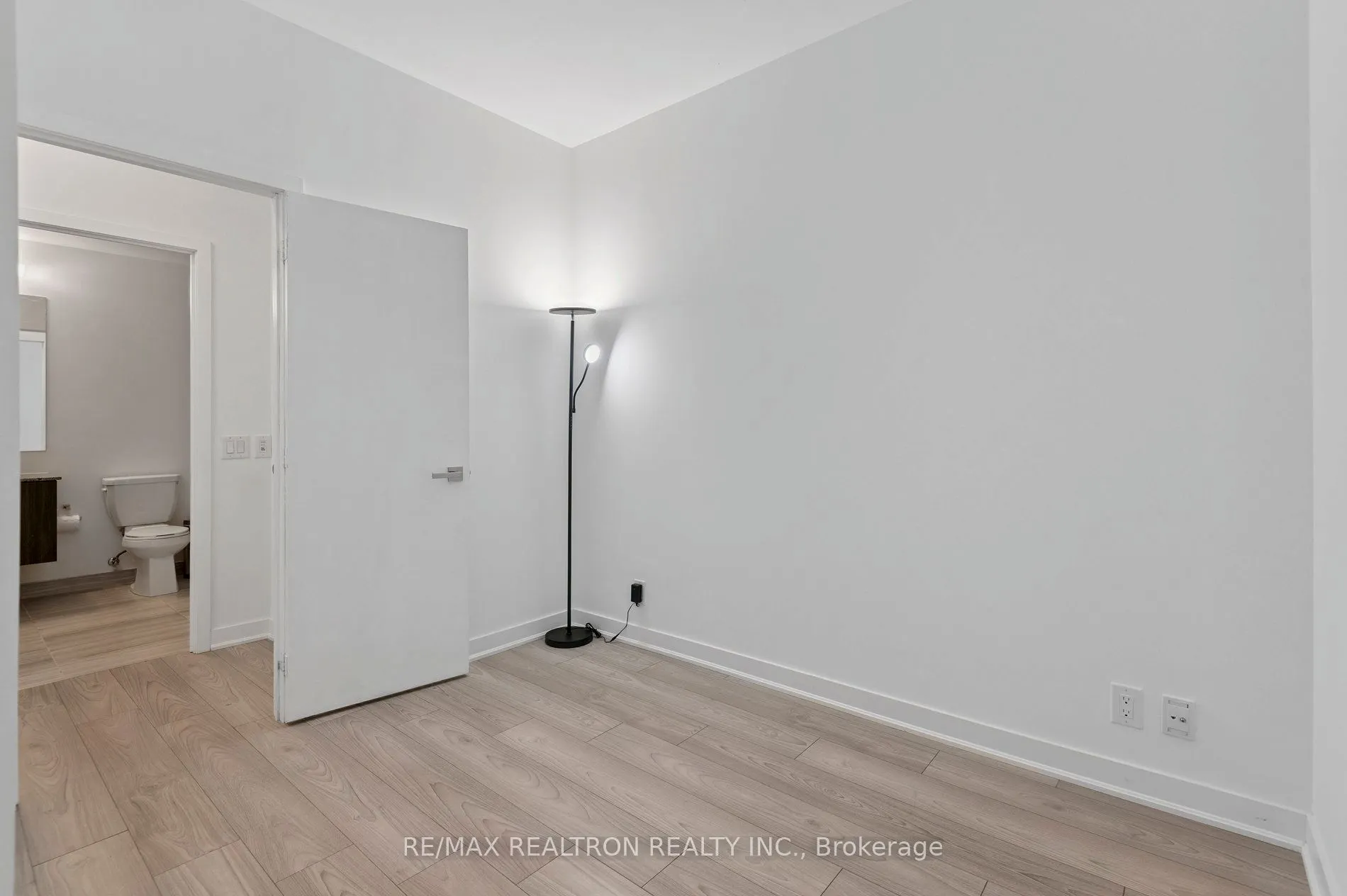 120 Parliament Street, #620
