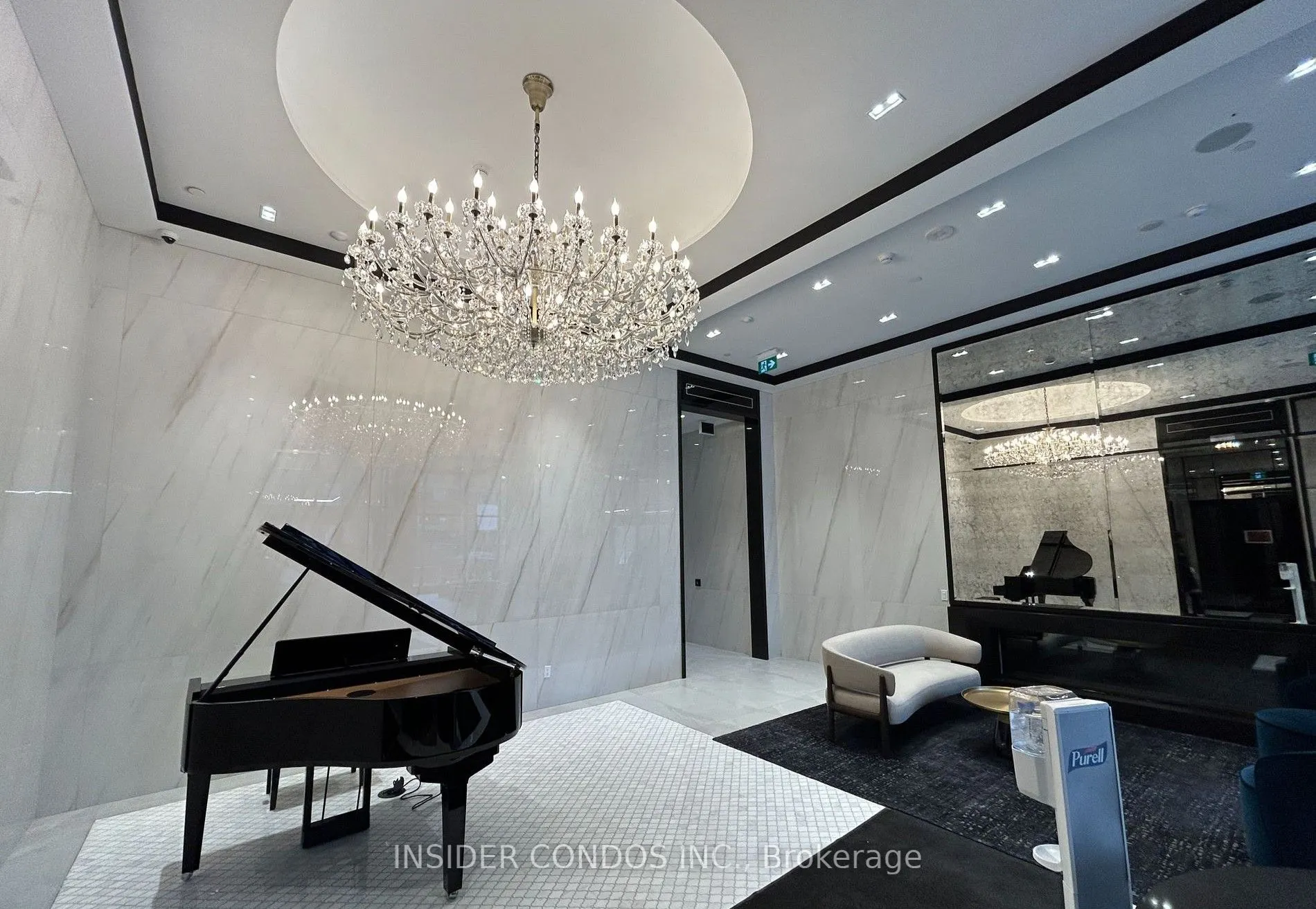 8 Wellesley Street W, #4209