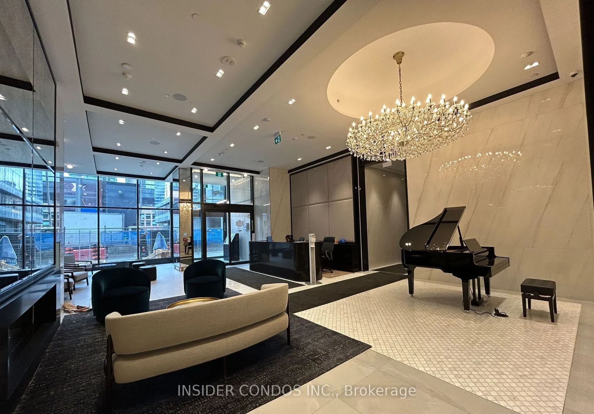 8 Wellesley Street W, #4209