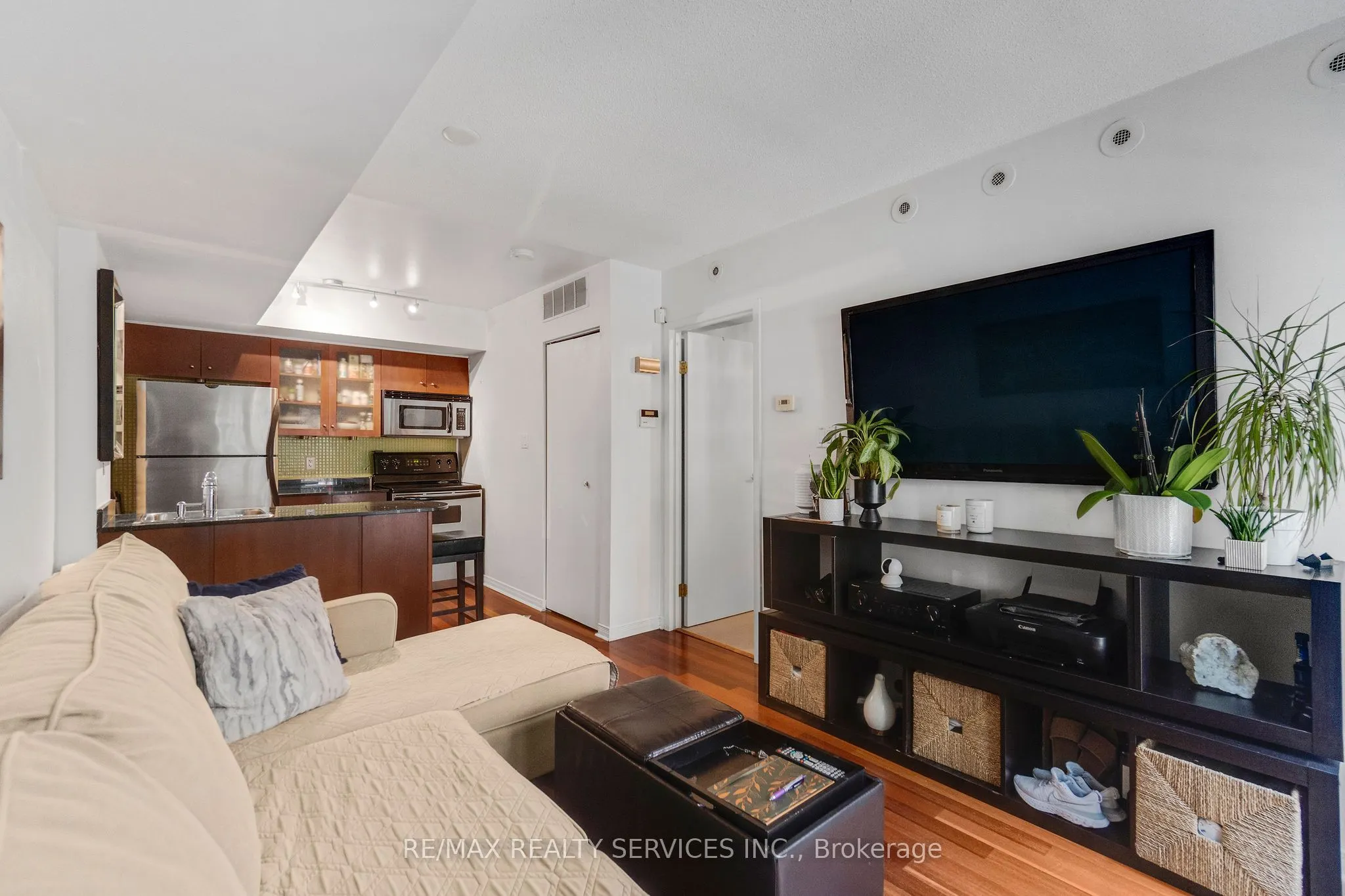 38 Western Battery Road, #632