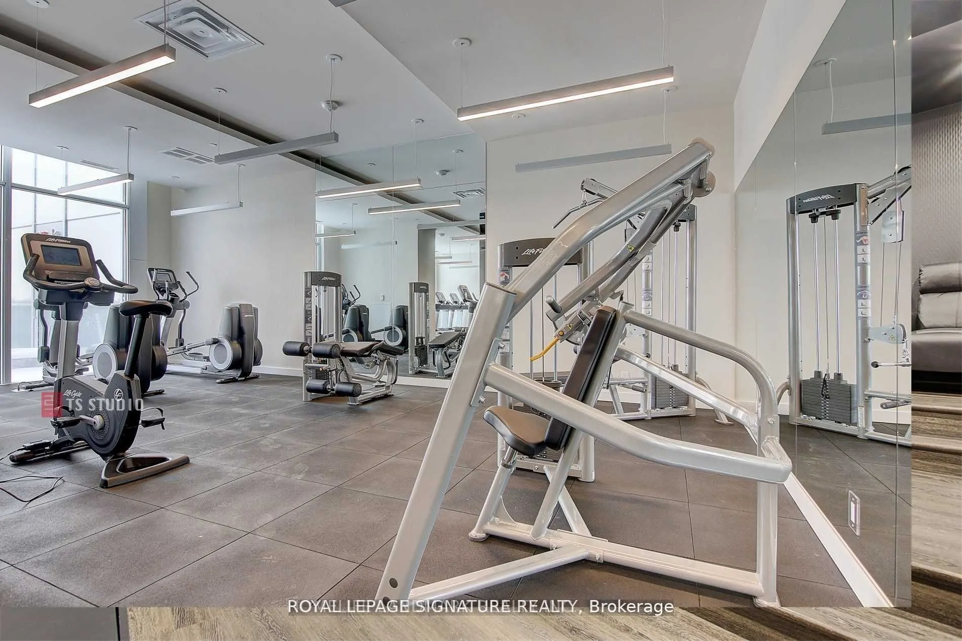 5180 Yonge Street, #Uph03