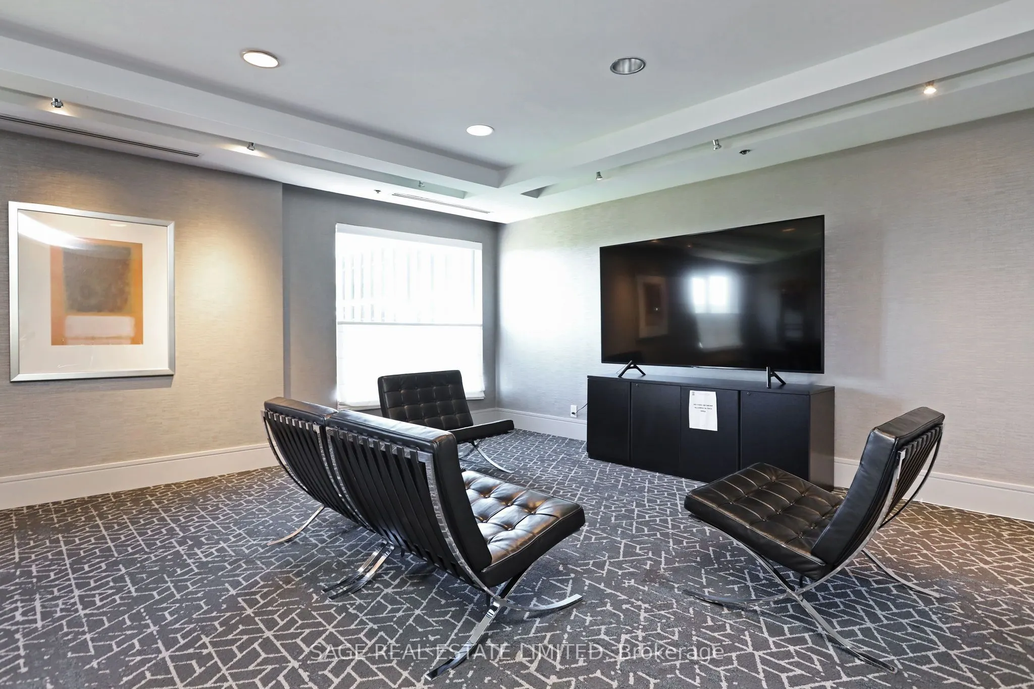 8 Park Road, #3010