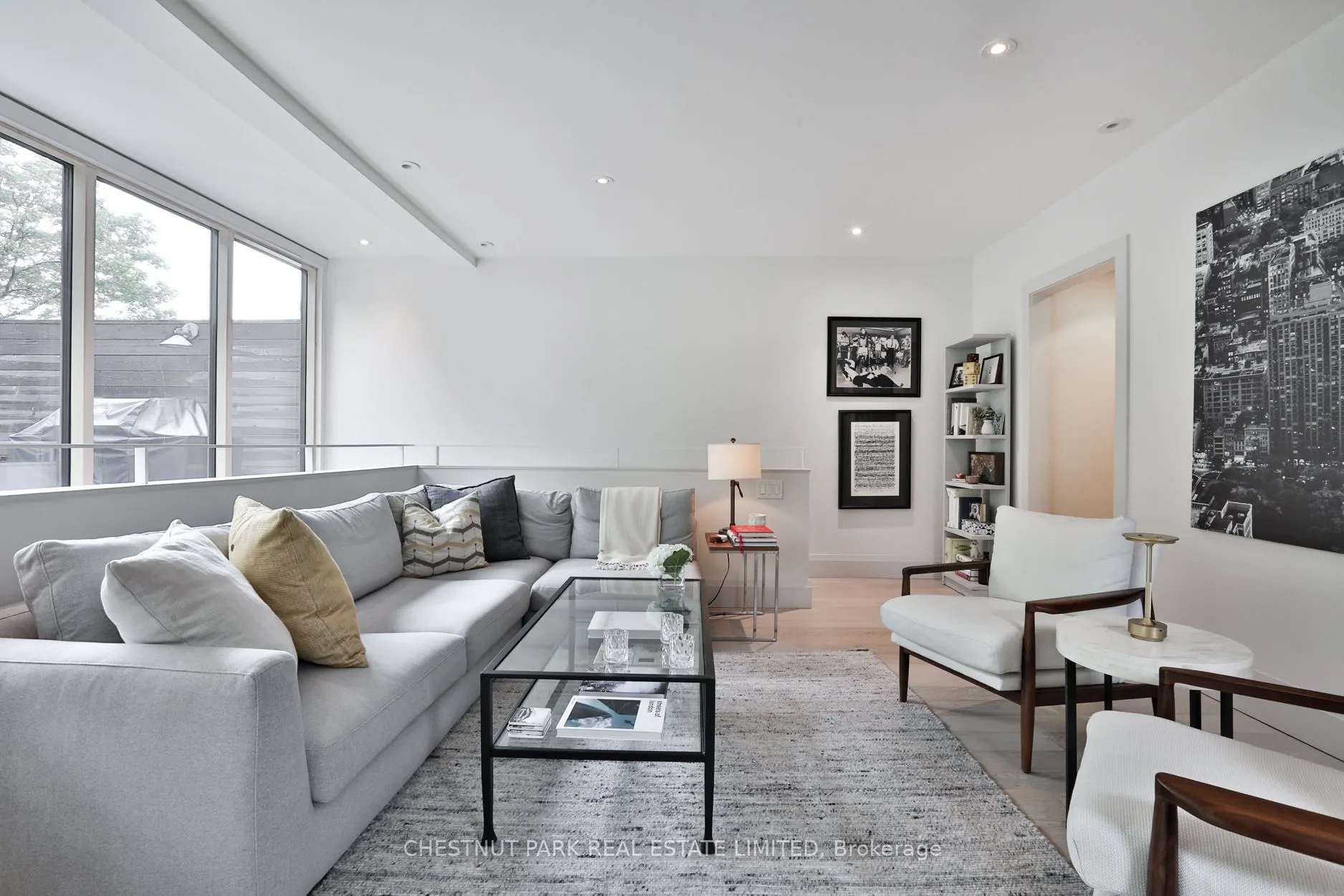 114 Bedford Road, #Upper