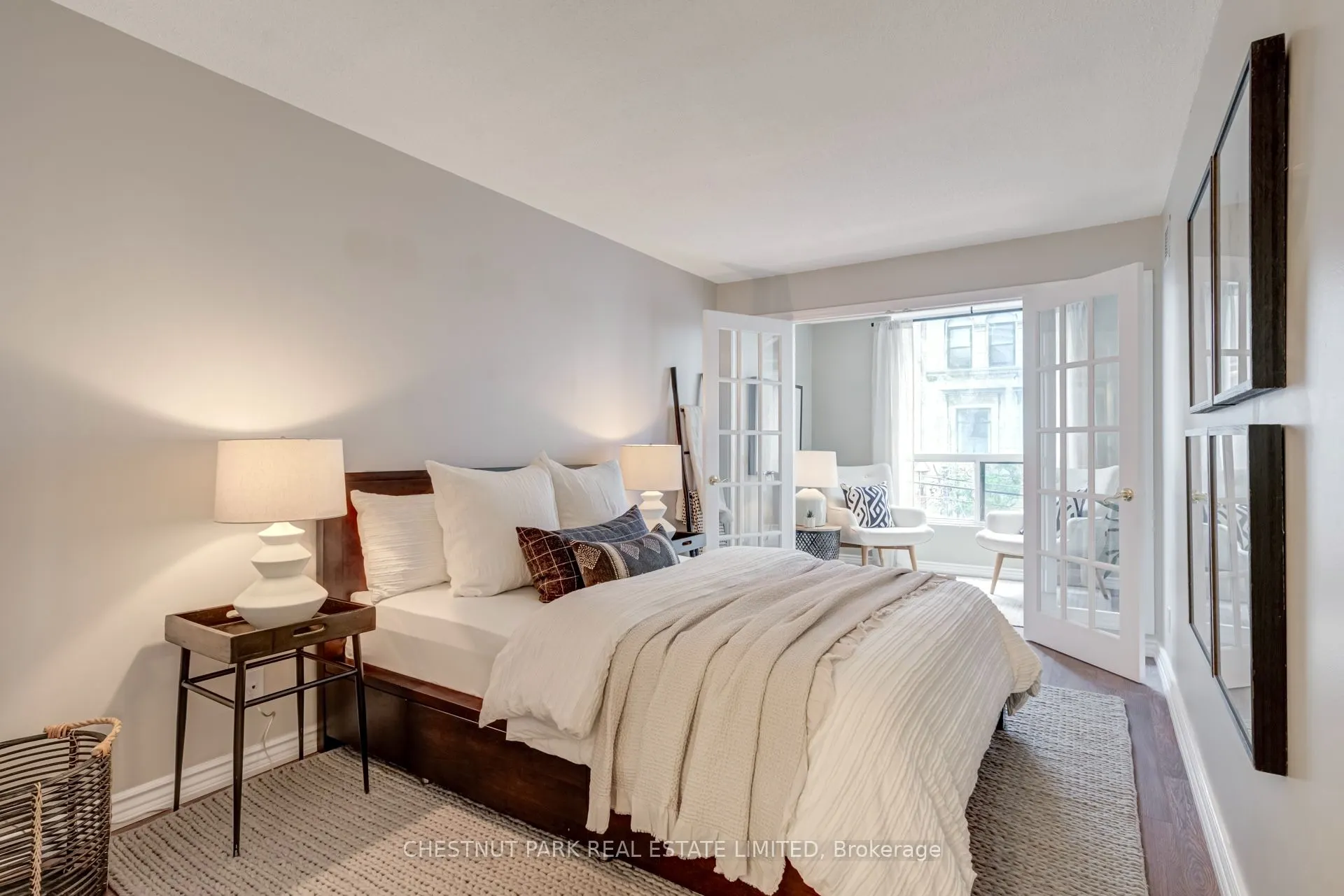 92 King Street E, #305