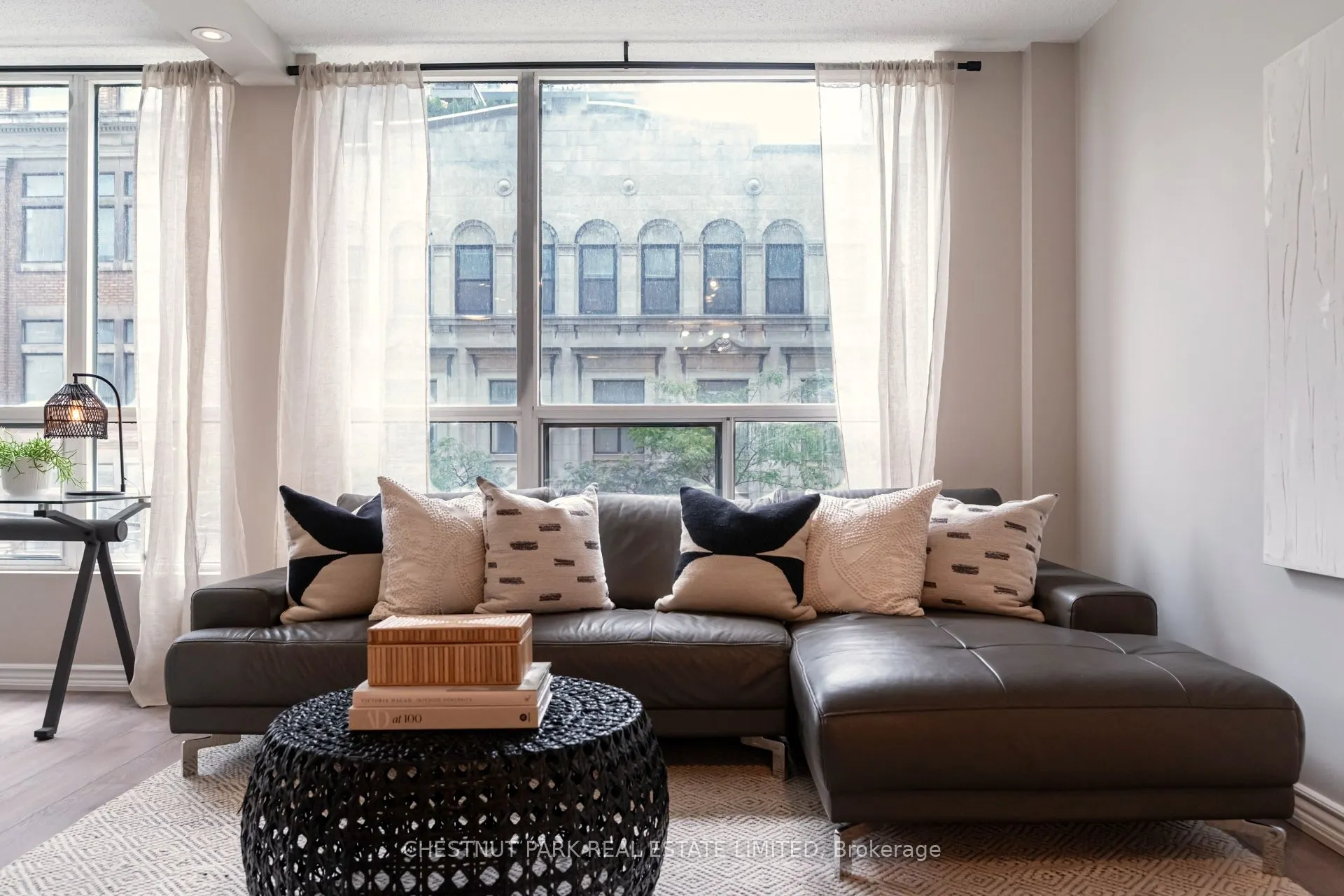 92 King Street E, #305
