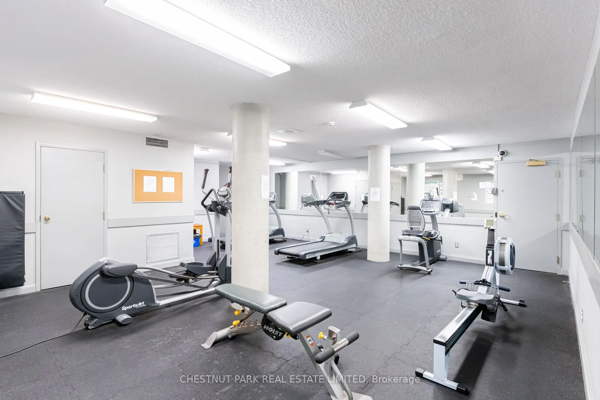 92 King Street E, #305