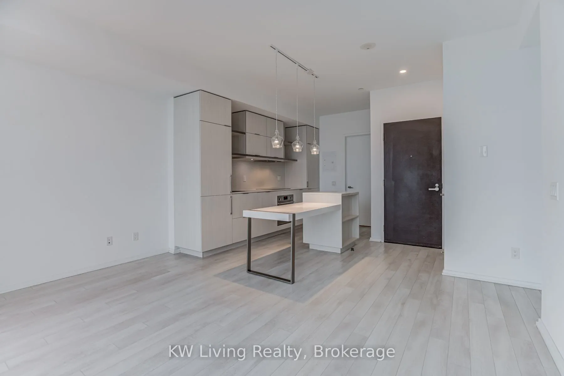 197 Yonge Street, #2906