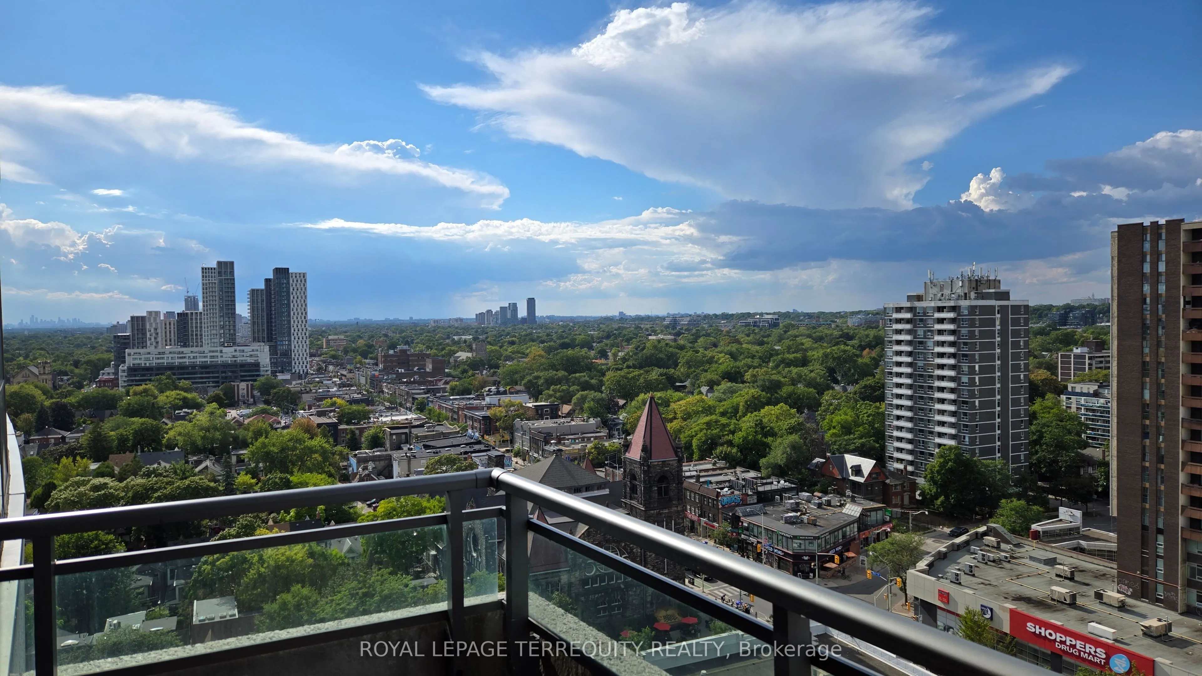 736 Spadina Avenue, #1606