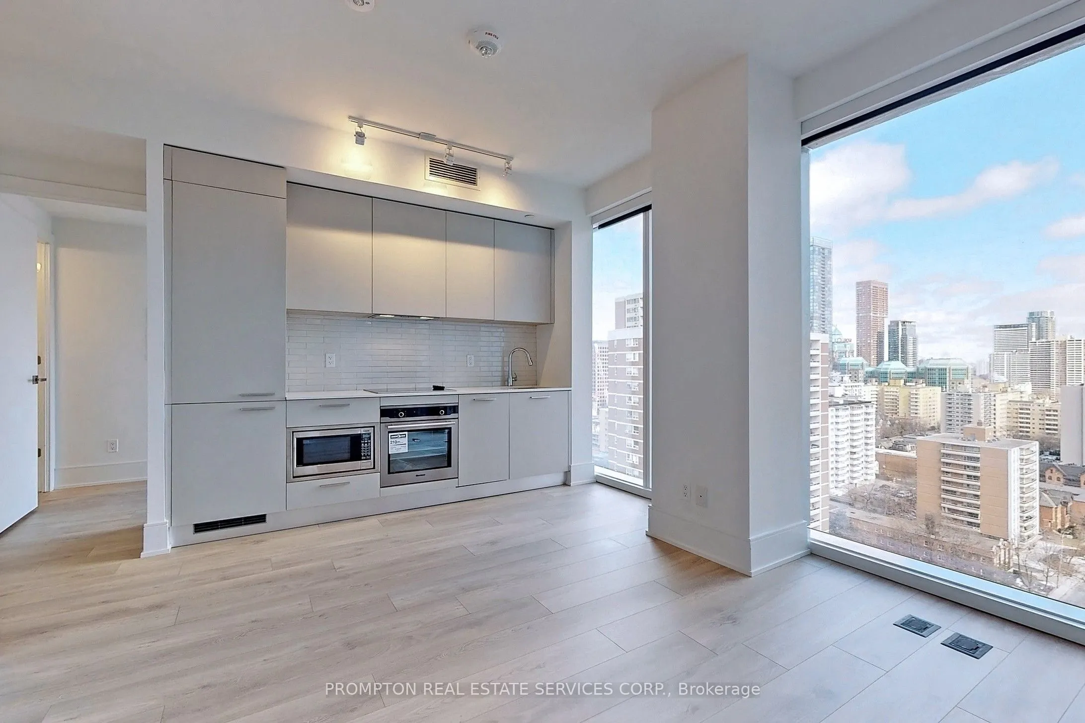 3 Gloucester Street, #917