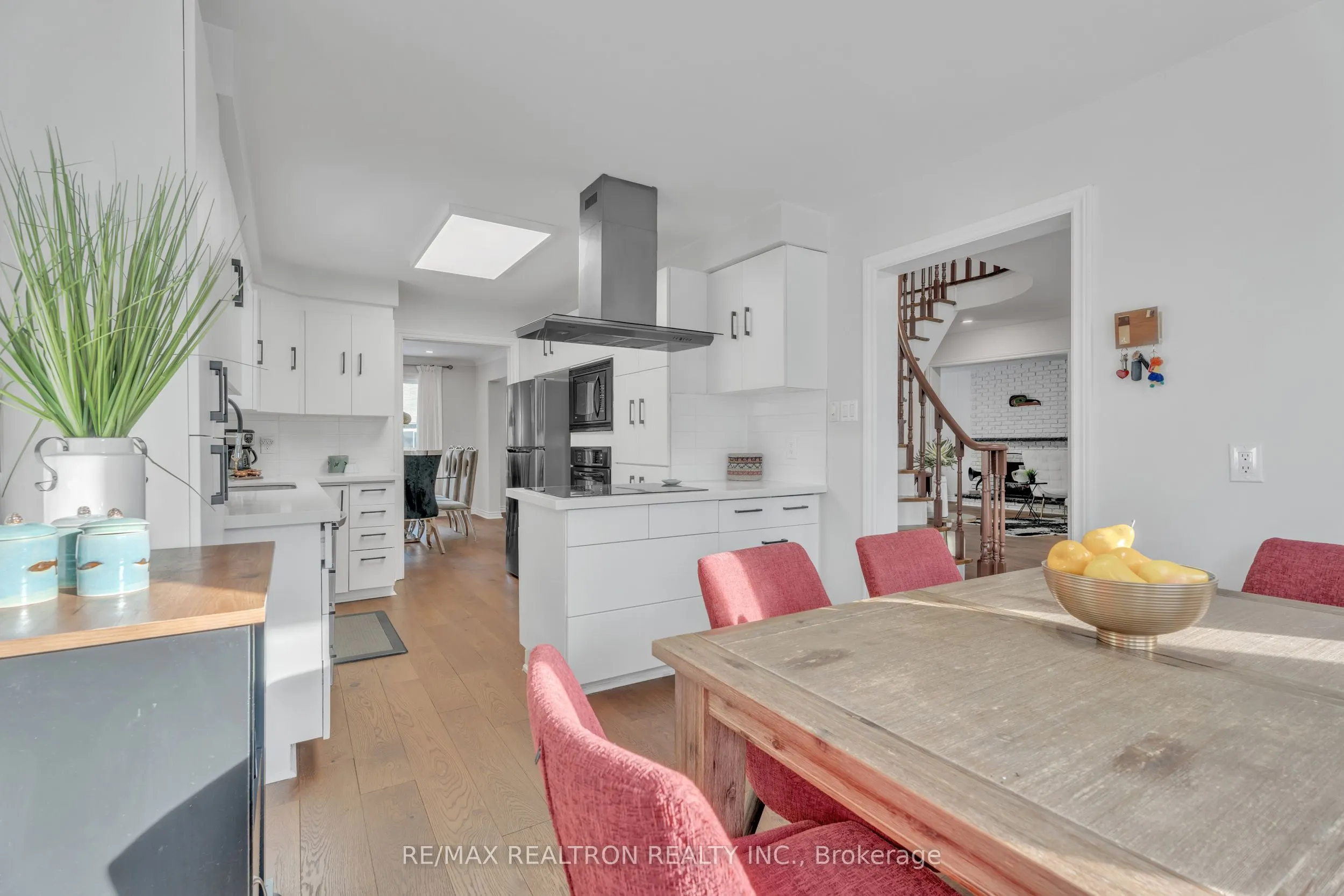 47 Robinter Drive
