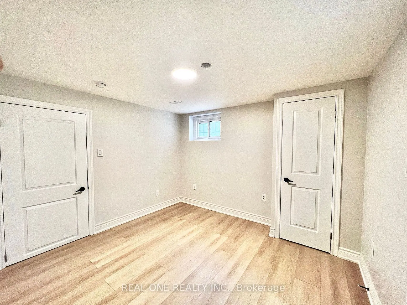 65 Dewlane Drive W