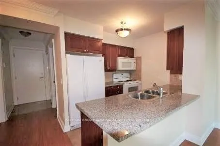 15 Greenview Avenue, #2202