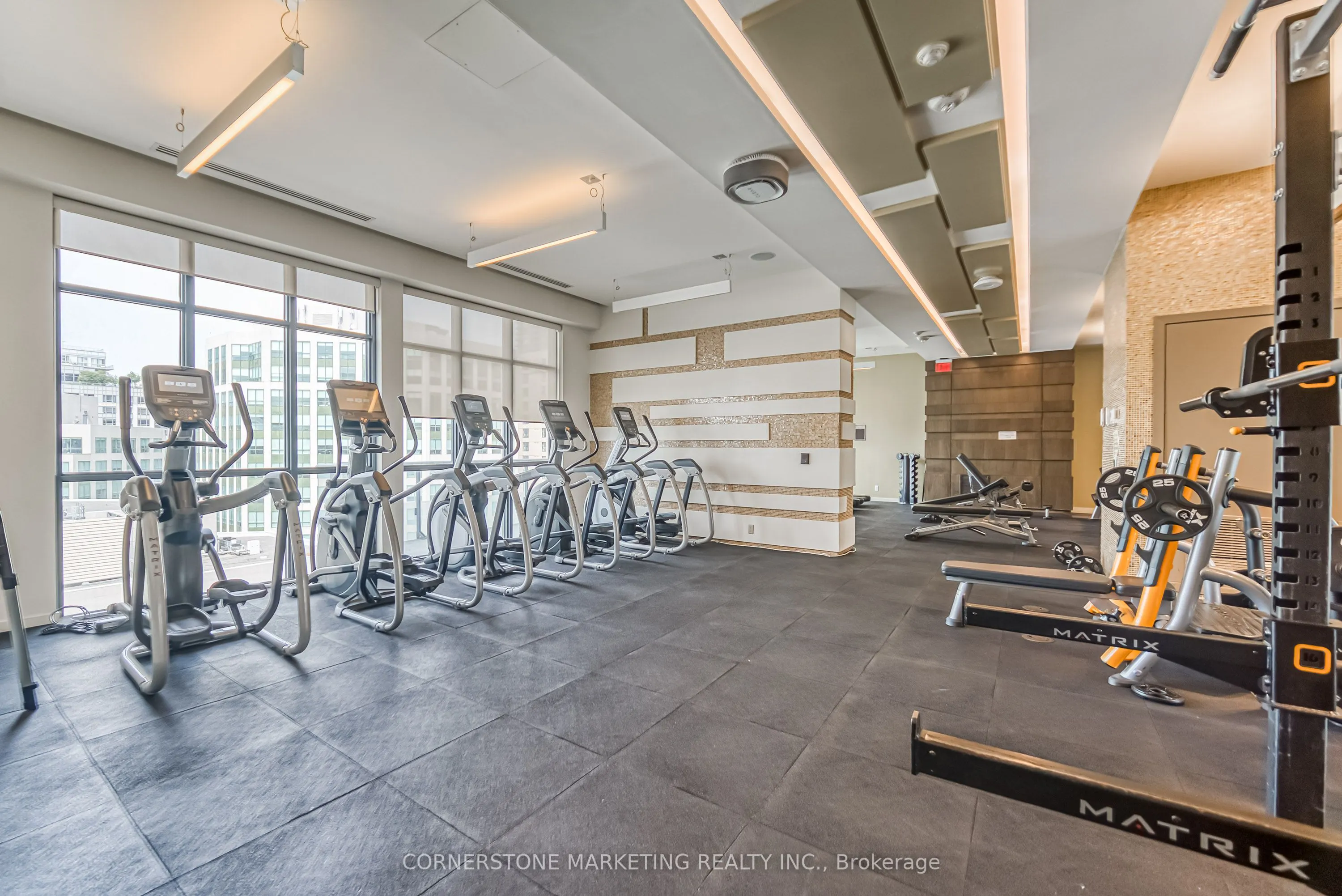 300 Front Street W, #3402