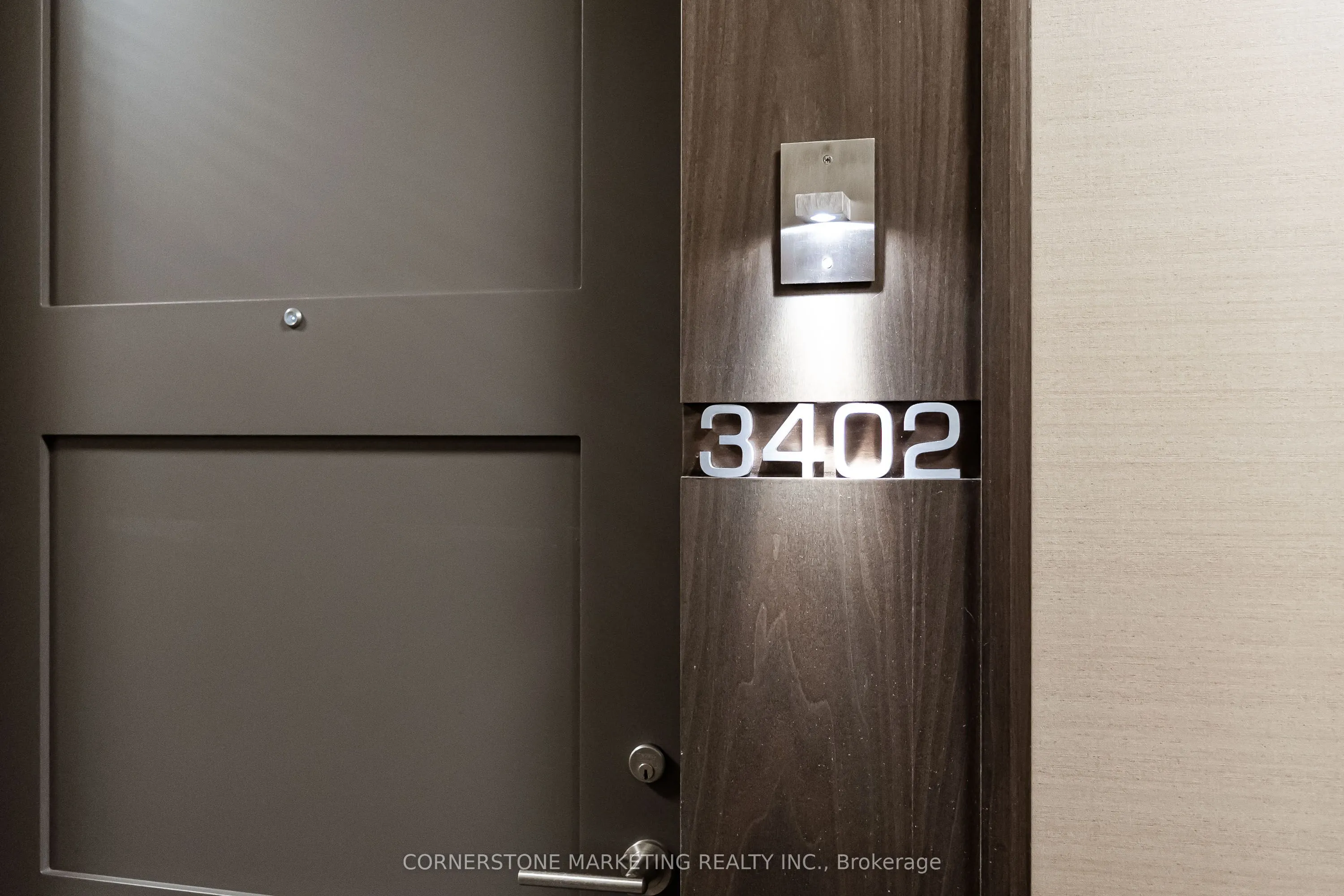 300 Front Street W, #3402