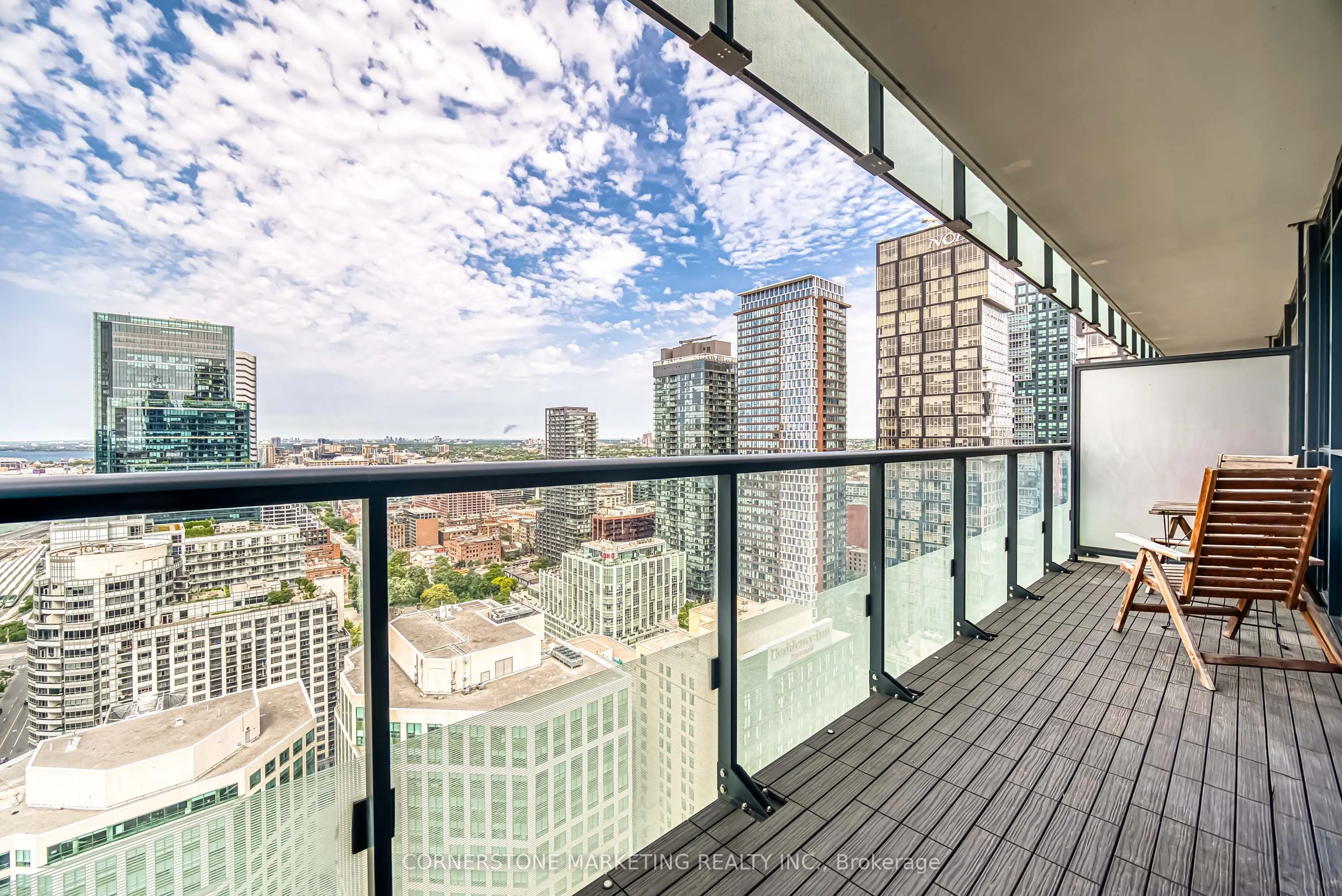 300 Front Street W, #3402