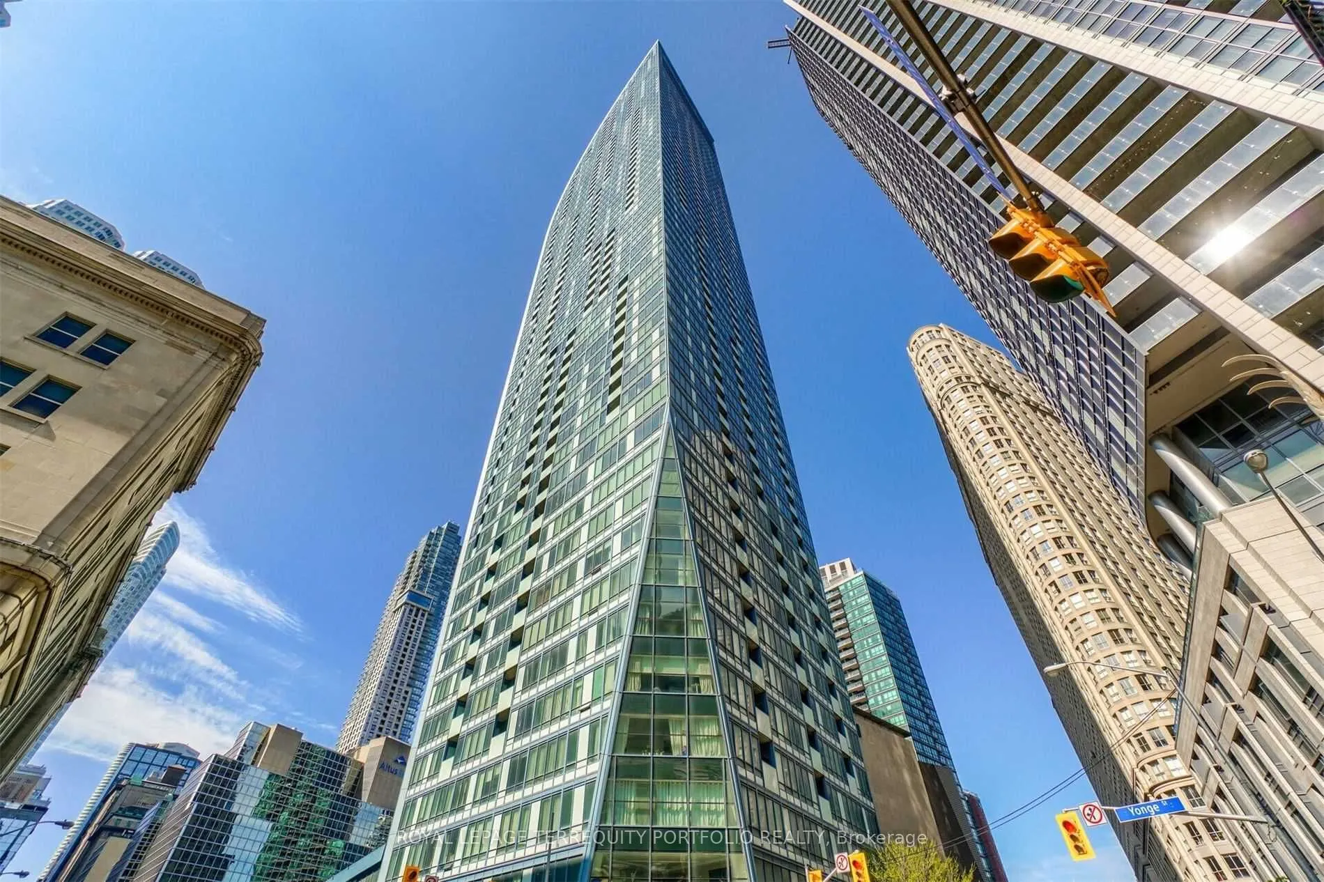 8 The Esplanade, #1002