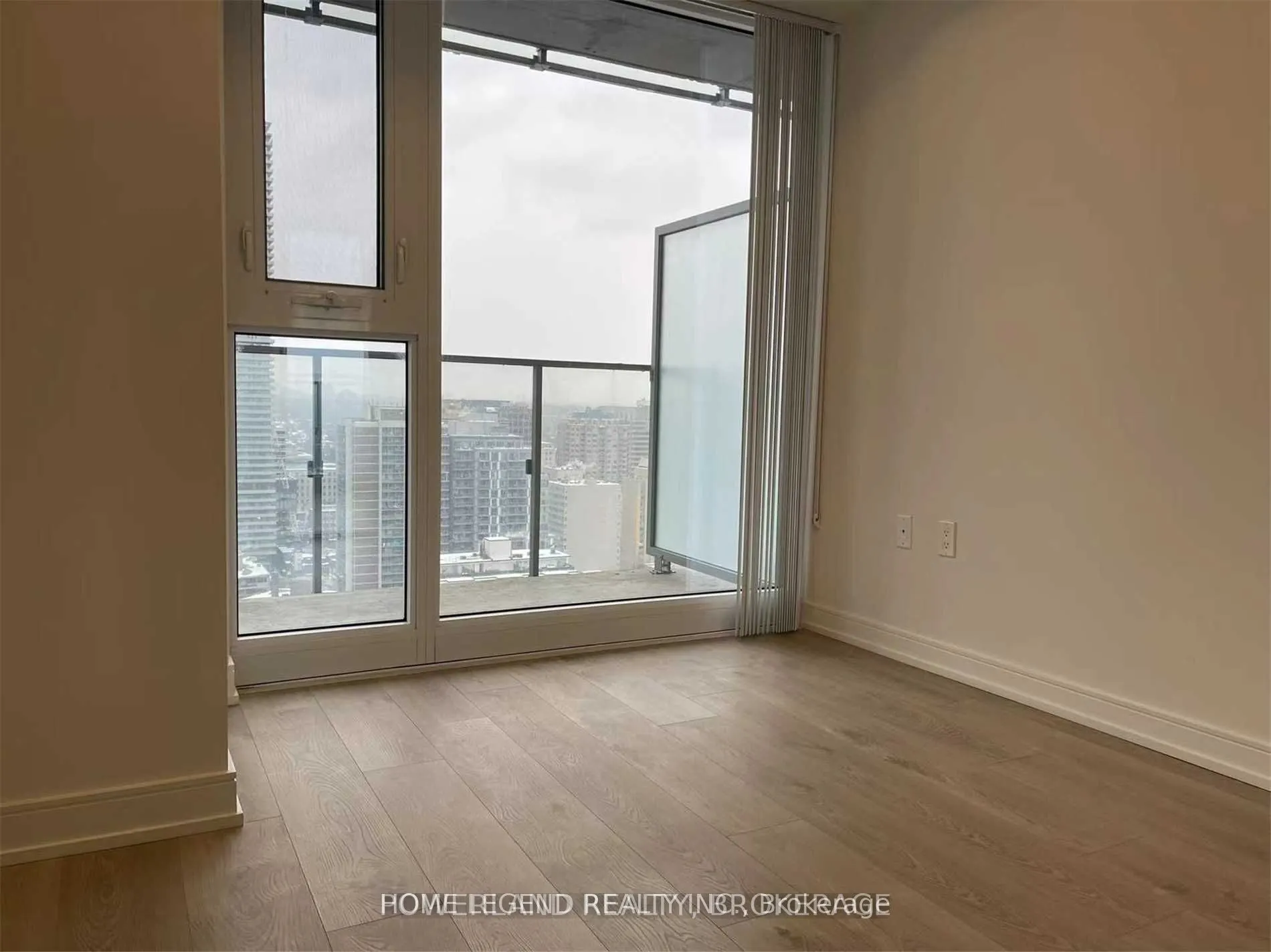 50 Wellesley Street E, #3302