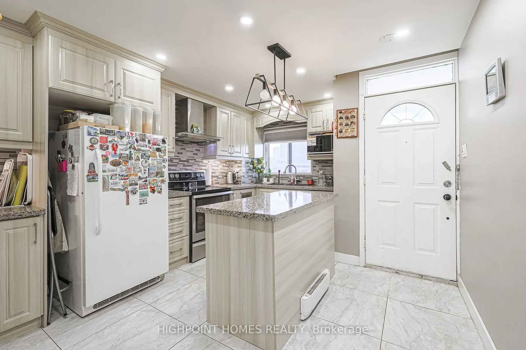 140 Leeward Glenway, #315