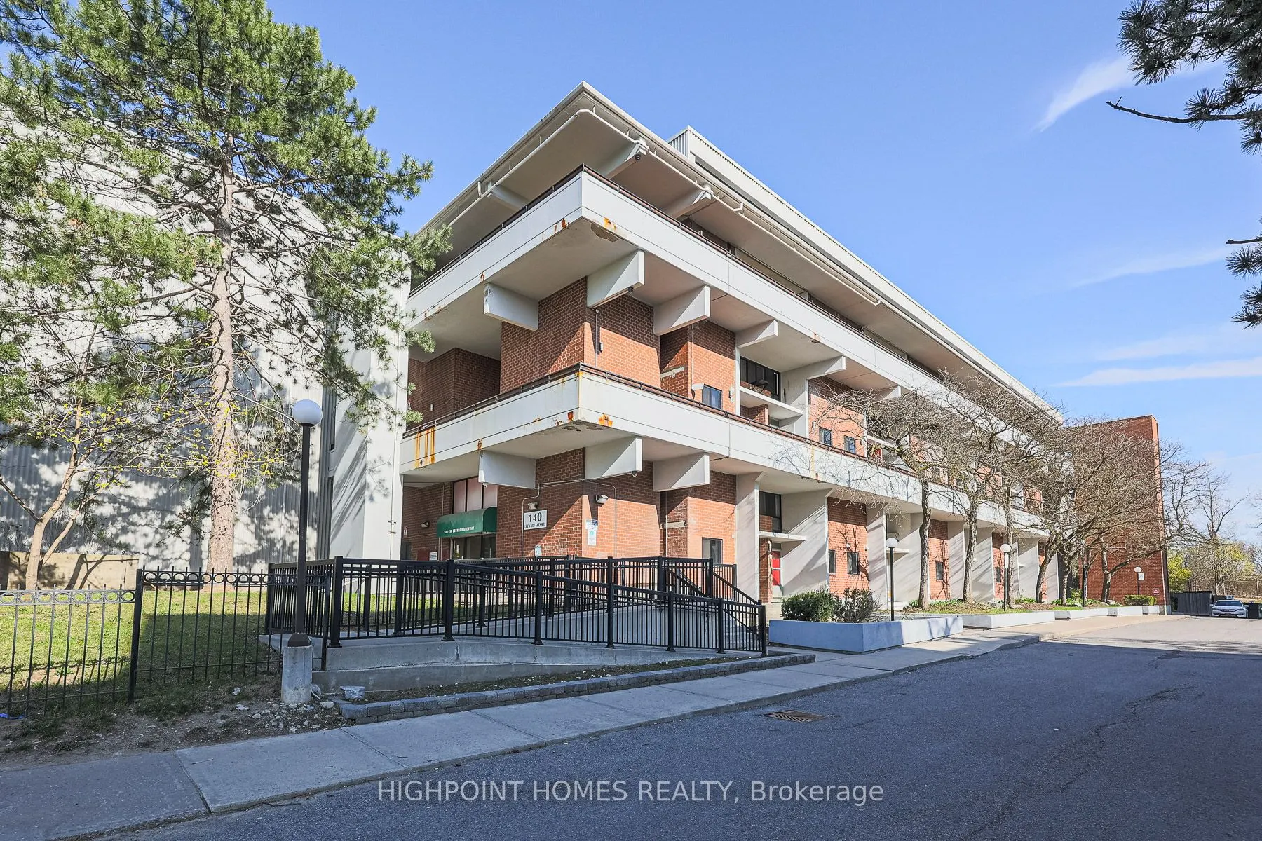 140 Leeward Glenway, #315