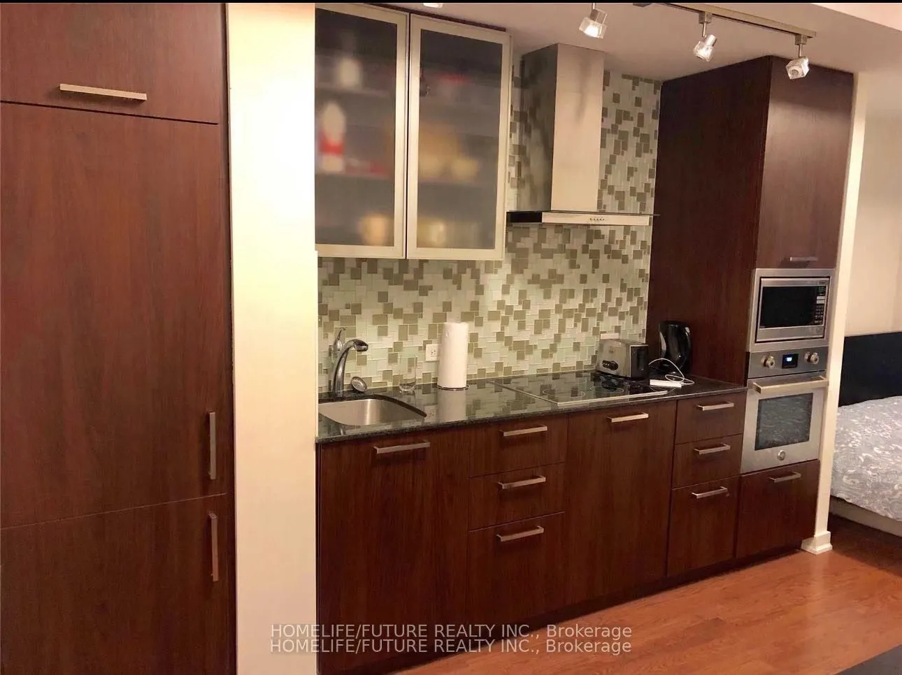 12 York Street, #2808
