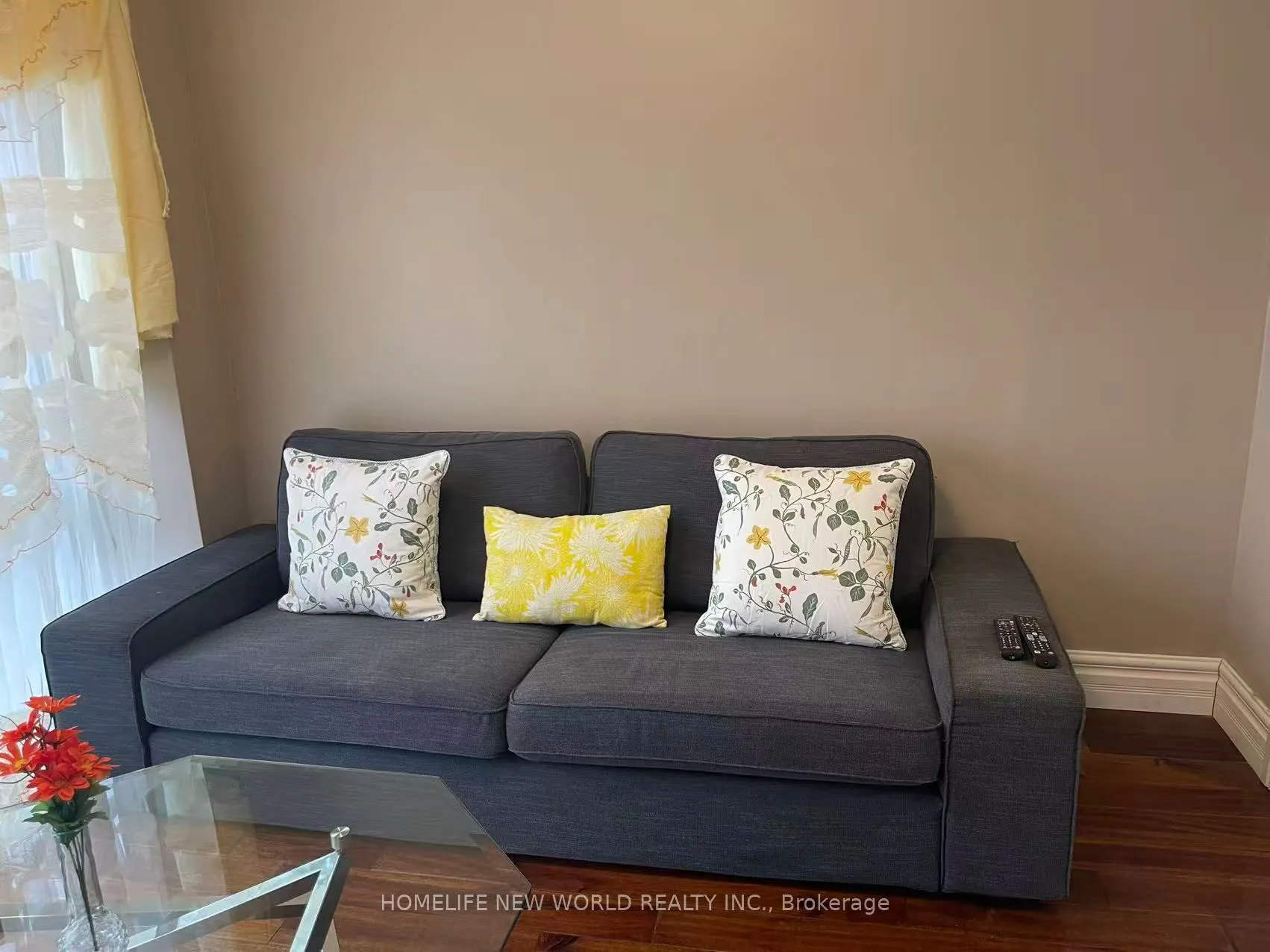 123 Combe Avenue, #main