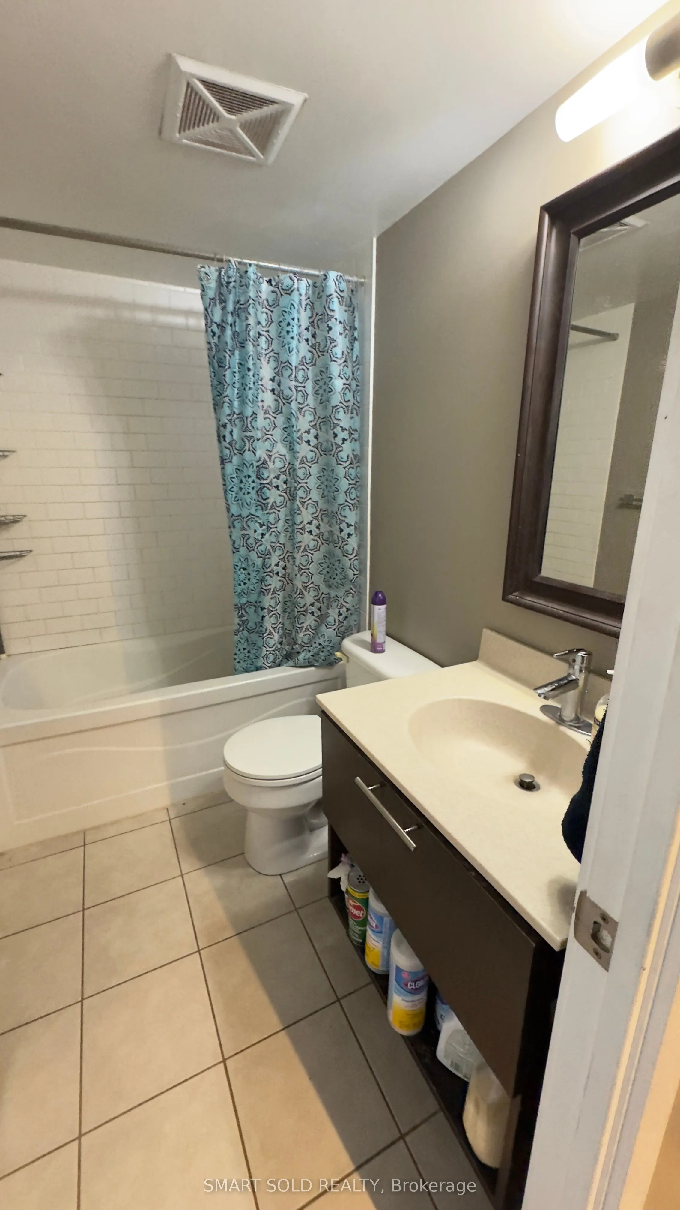 120 Dallimore Circle N, #710