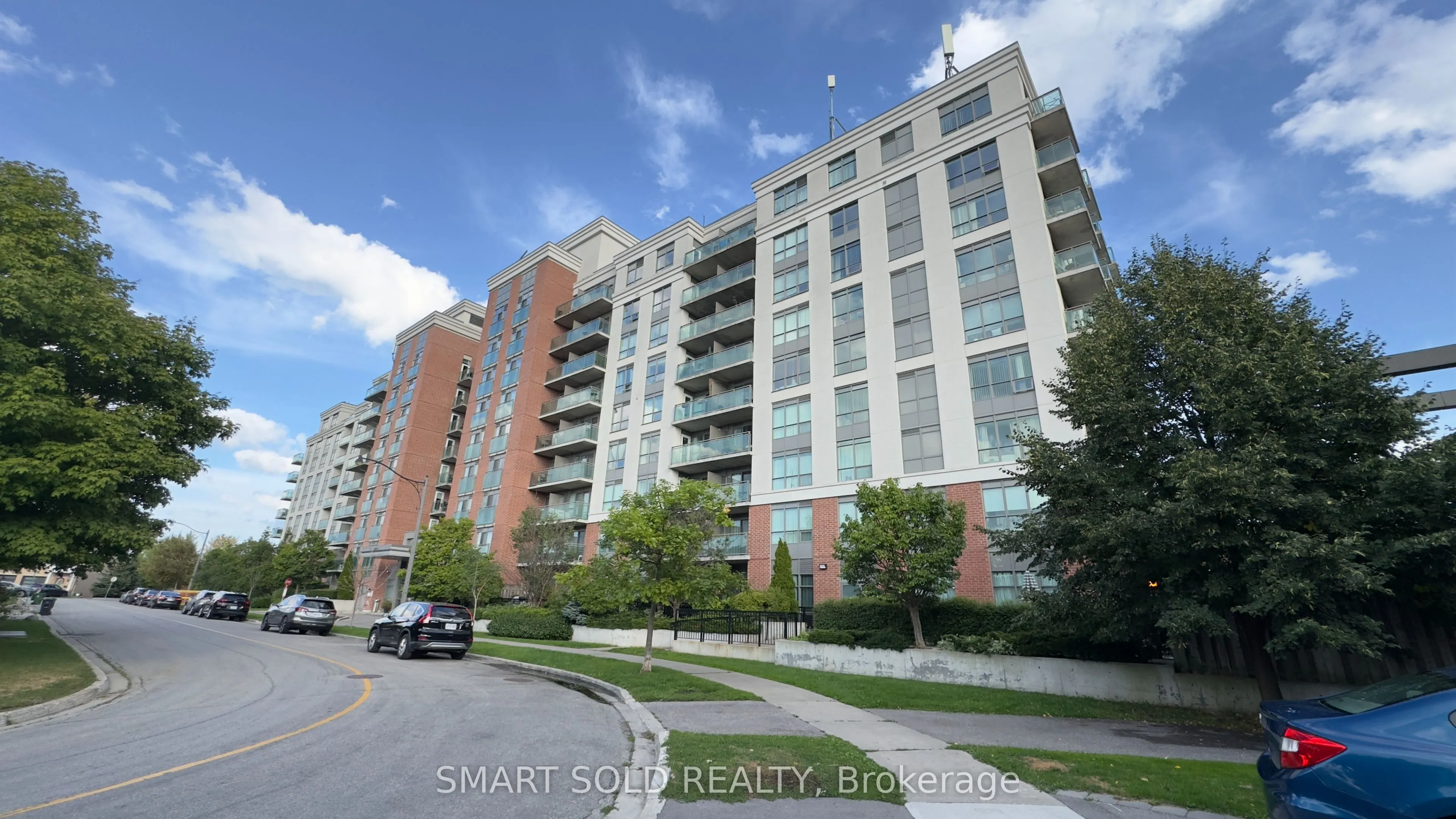 120 Dallimore Circle N, #710