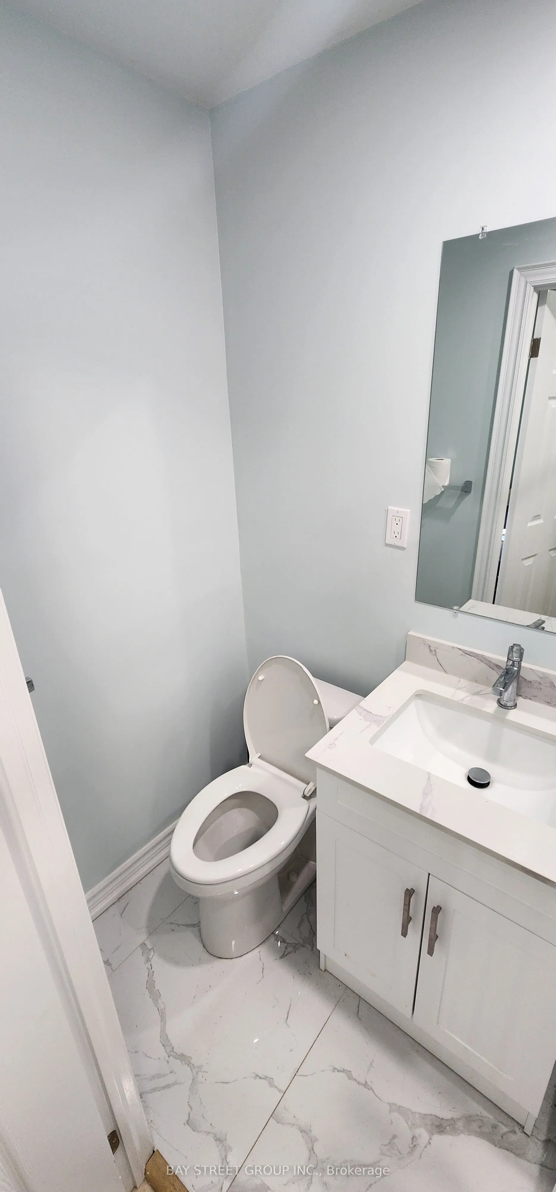 45 PINEWAY Boulevard, #Room2
