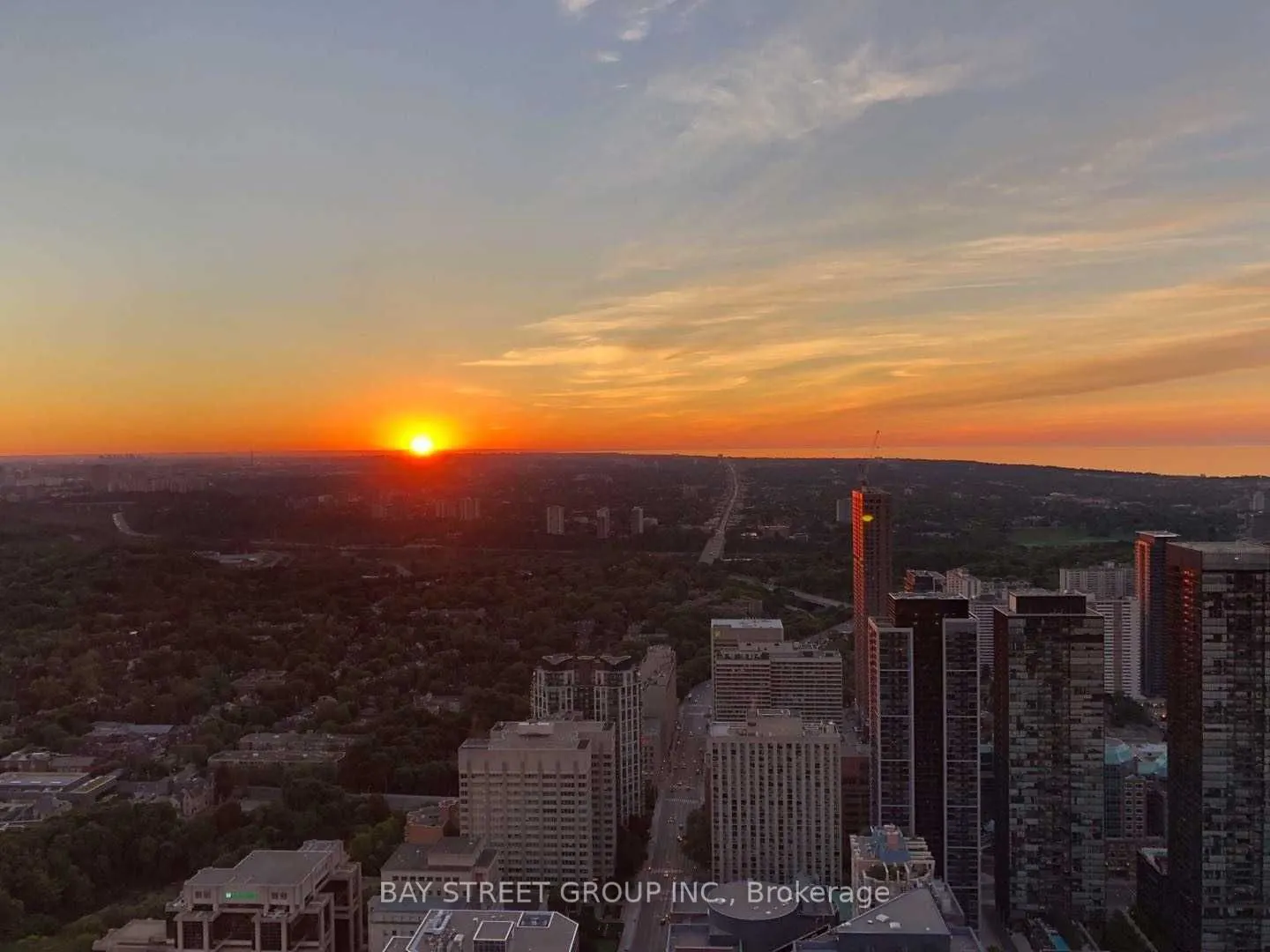 1 Bloor Street E, #6302