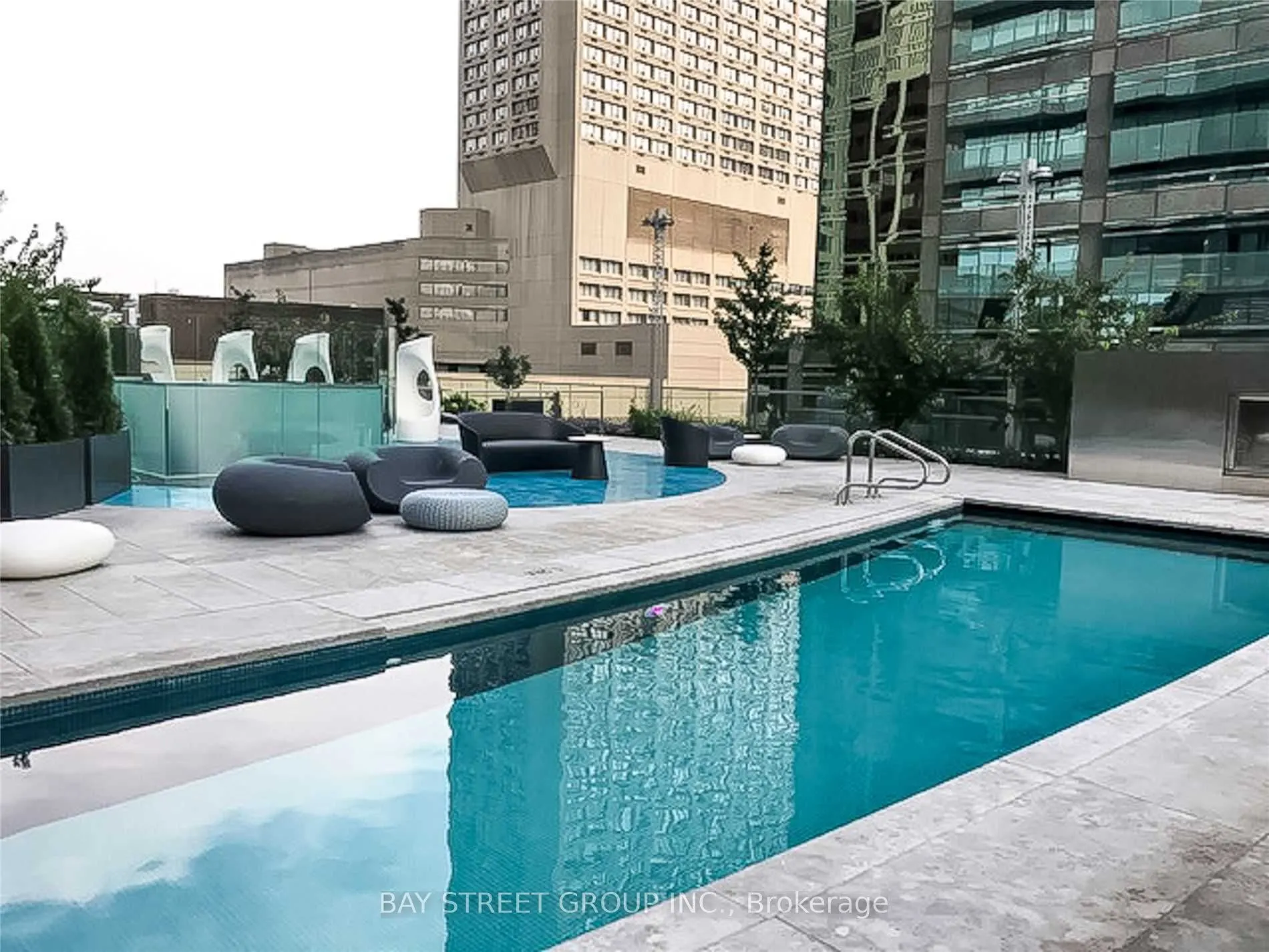 1 Bloor Street E, #6302