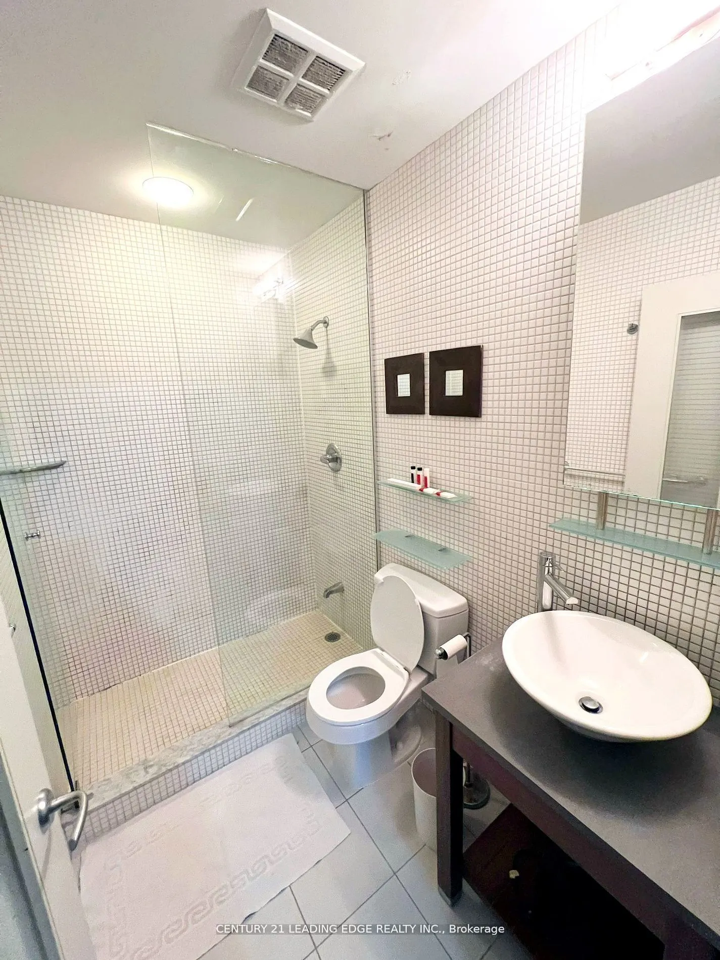 8 Colborne Street, #2202