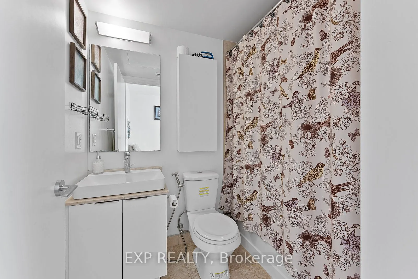 14 York Street, #3702