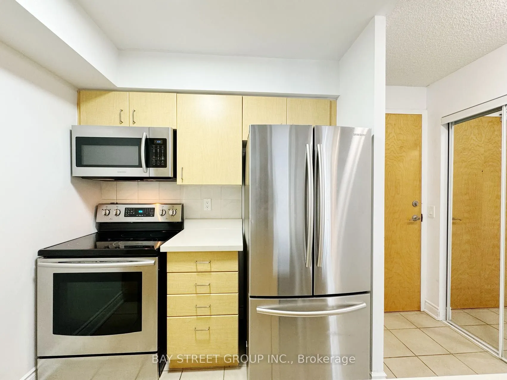 4968 Yonge Street, #1611