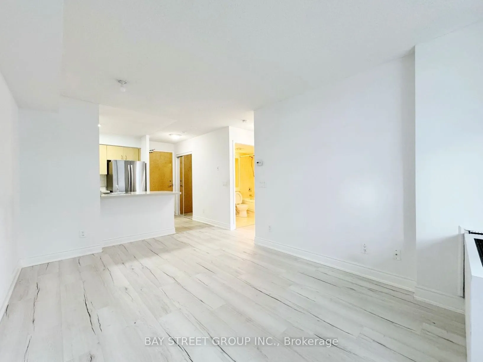 4968 Yonge Street, #1611