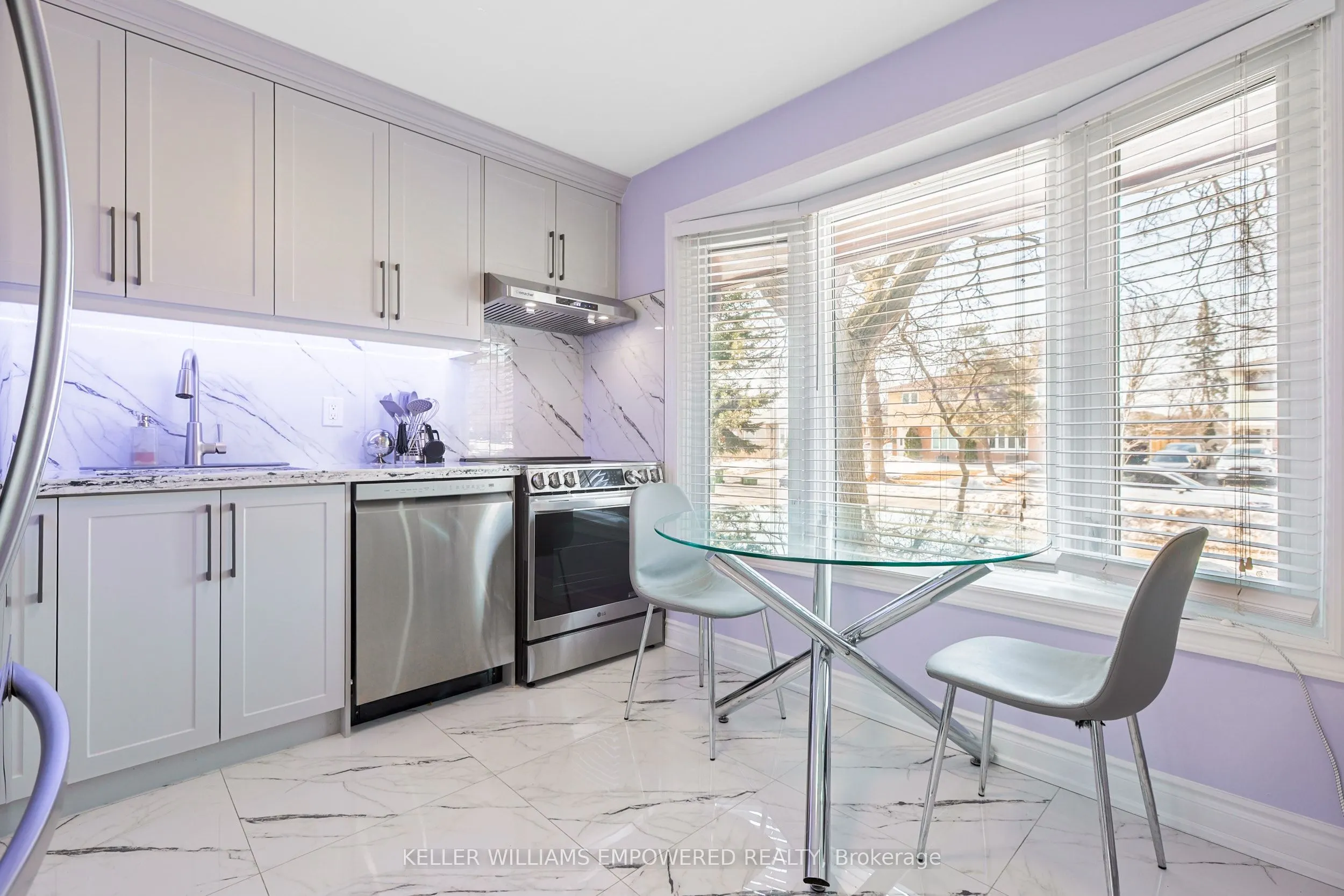 199 Hollyberry Trail