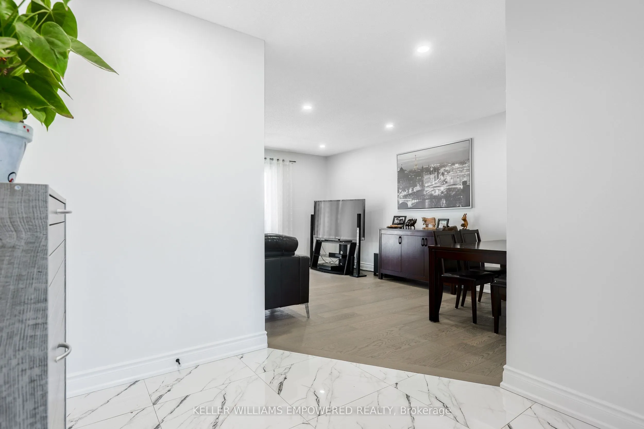 199 Hollyberry Trail